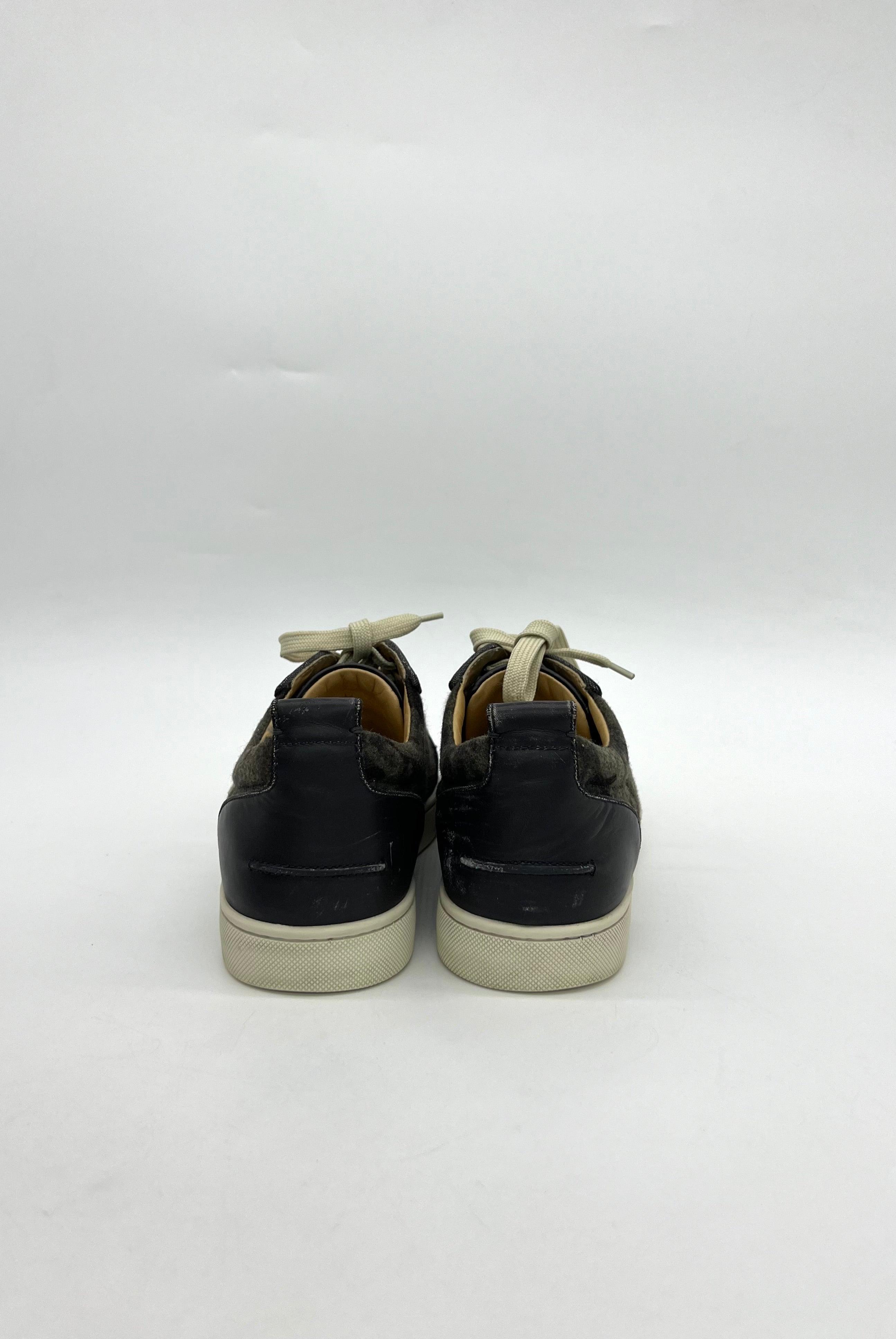 Christian Louboutin
Louis junior spike - Reeluxs