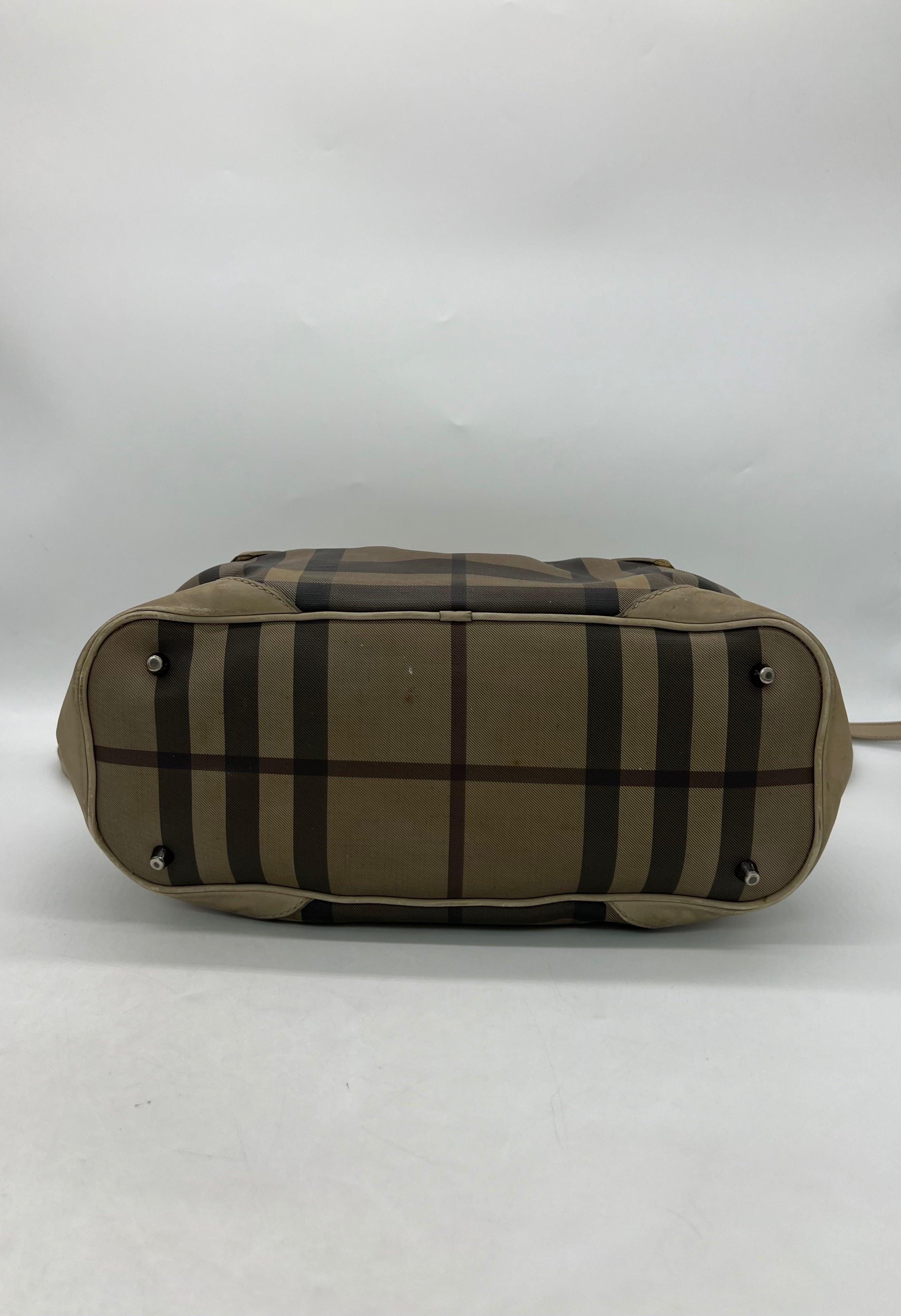 BURBERRY Cloth HandBag - Reeluxs
