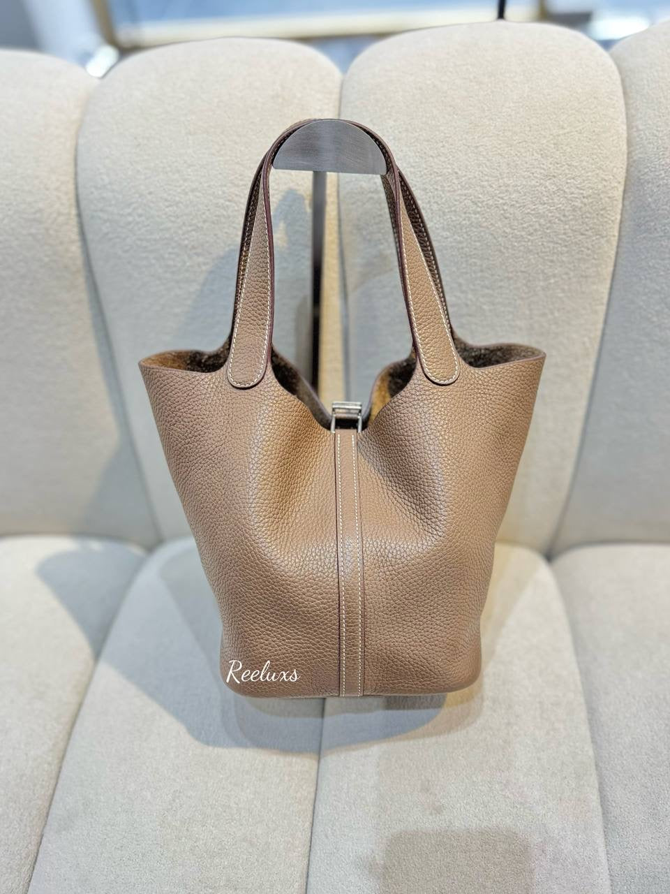 HERMES Picotin Lock 22 PHW Handbag