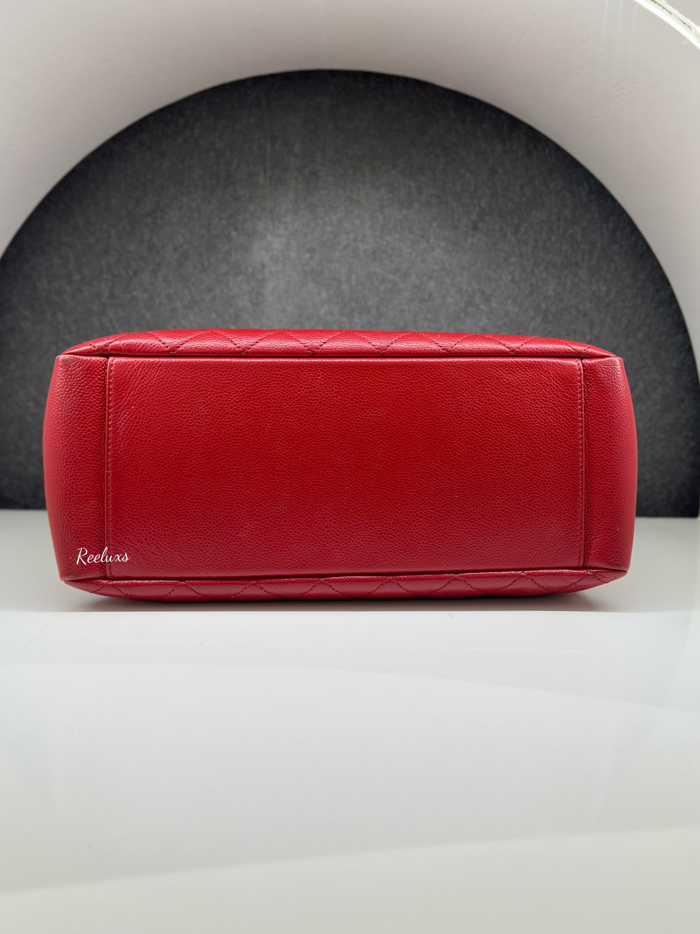 CHANEL Caviar Quilted Grand Shopping Tote GST Red