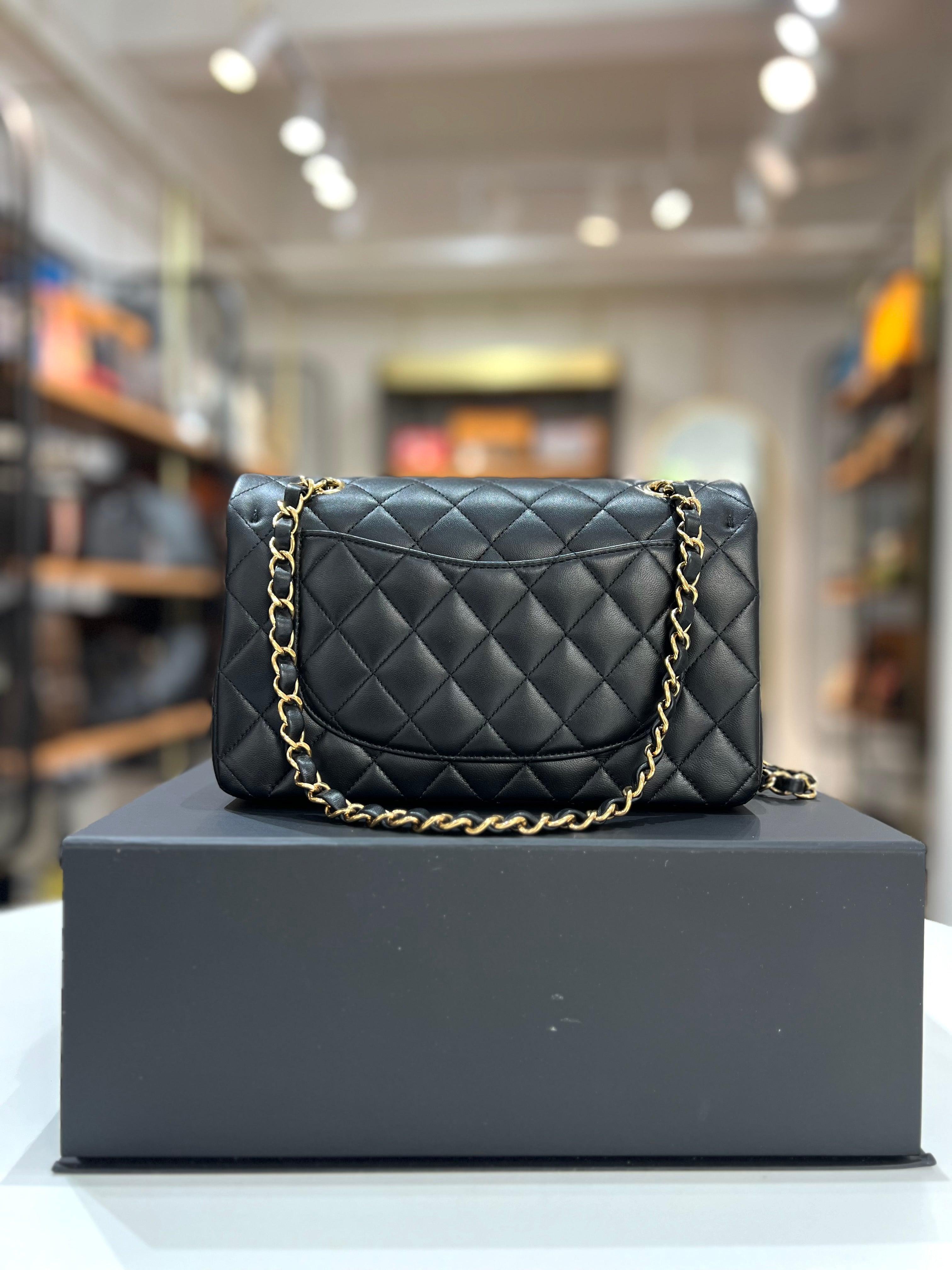 Chanel Bag Medium Classic Flap Lambskin 25CM Quilted Black - Reeluxs