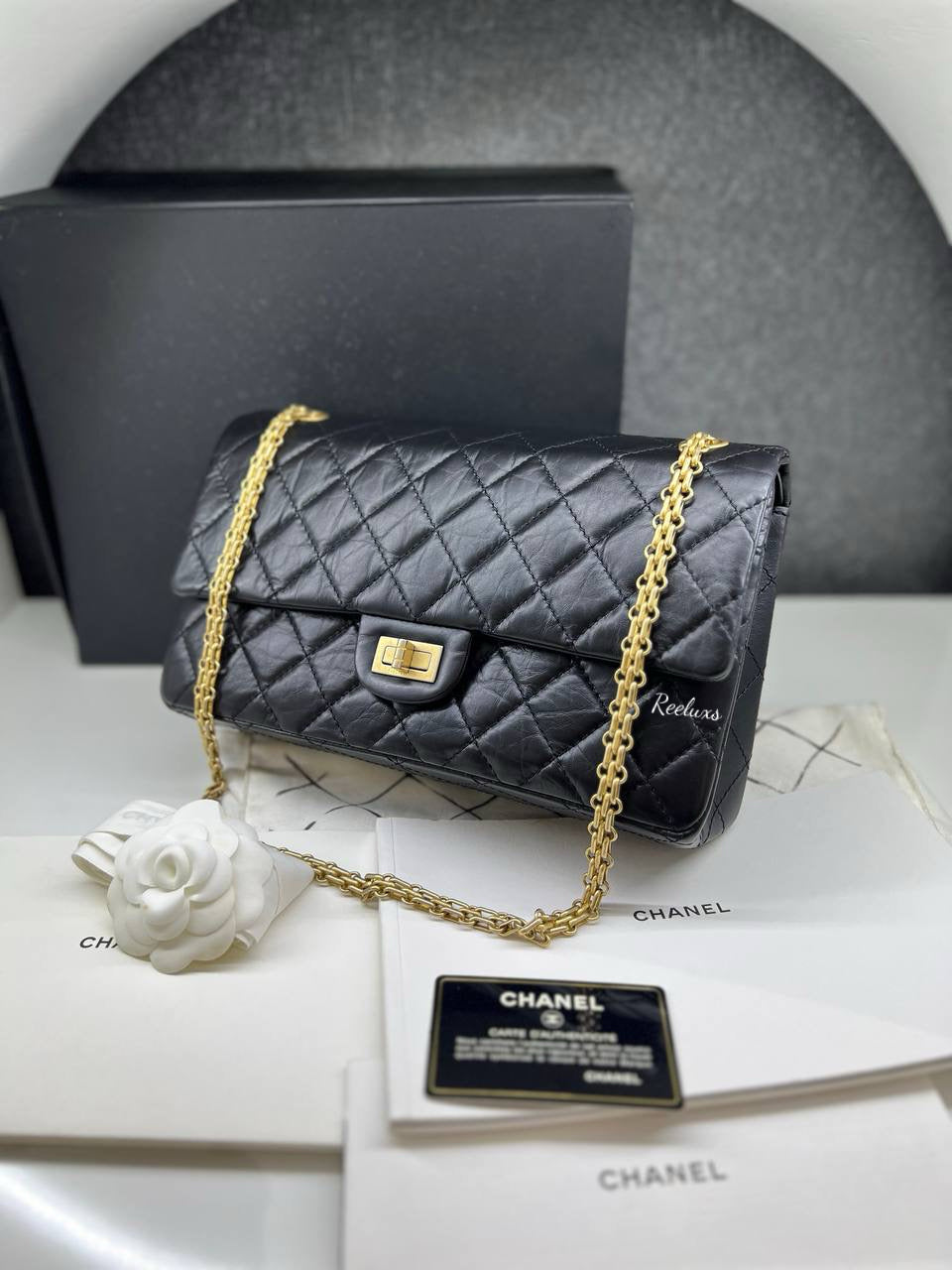 FULLSET CHANEL Quilted Aged Leather Reissue 2.55 Classic Flap Bag GHW