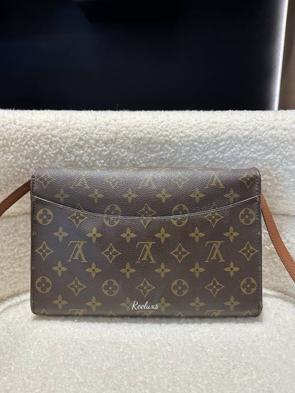 LOUIS VUITTON LV Monogram Canvas Vintage Pochette Bordeaux Bag