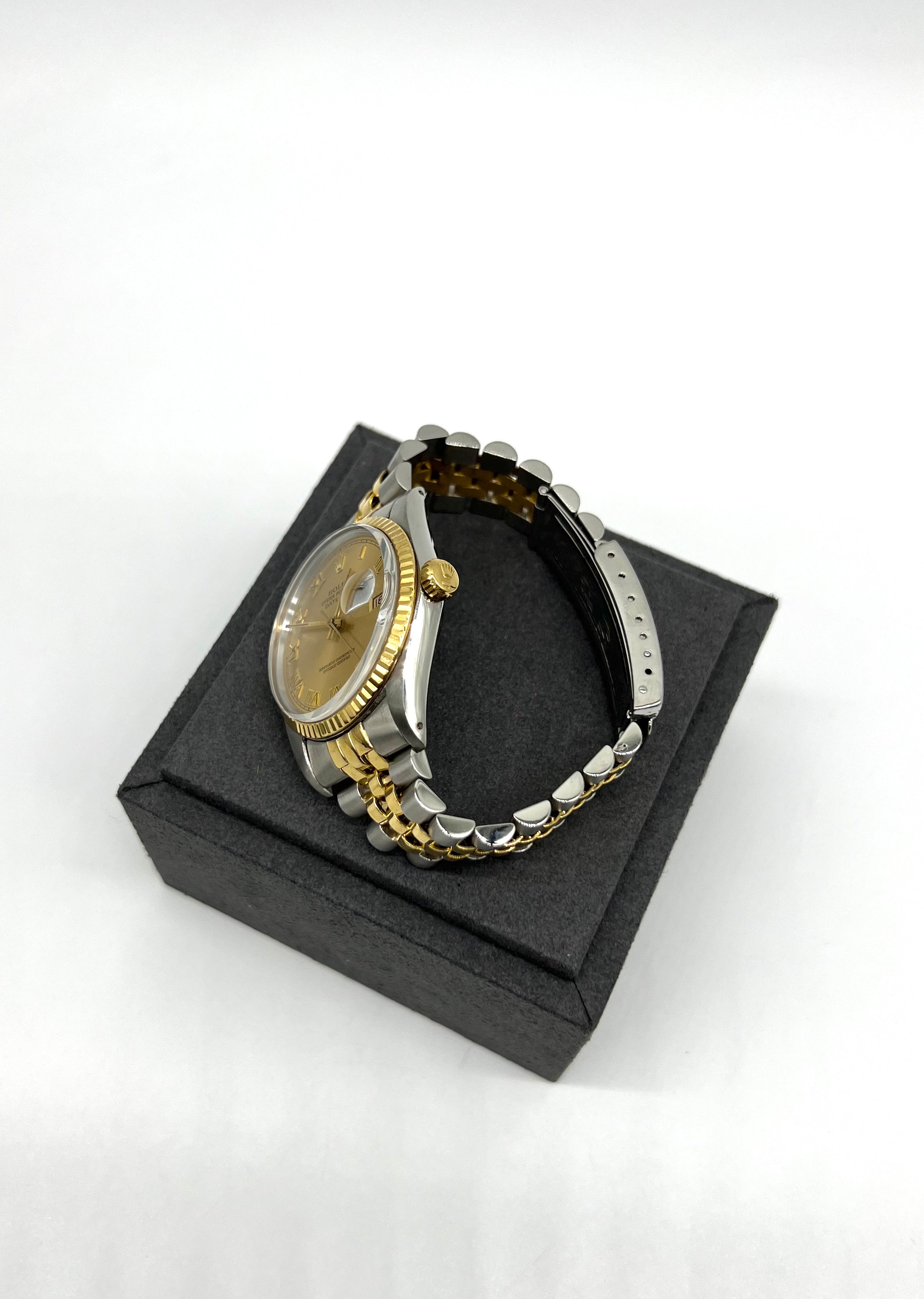 Rolex Datejust Men 2Tone 18K Gold Stainless Steel Watch - Reeluxs