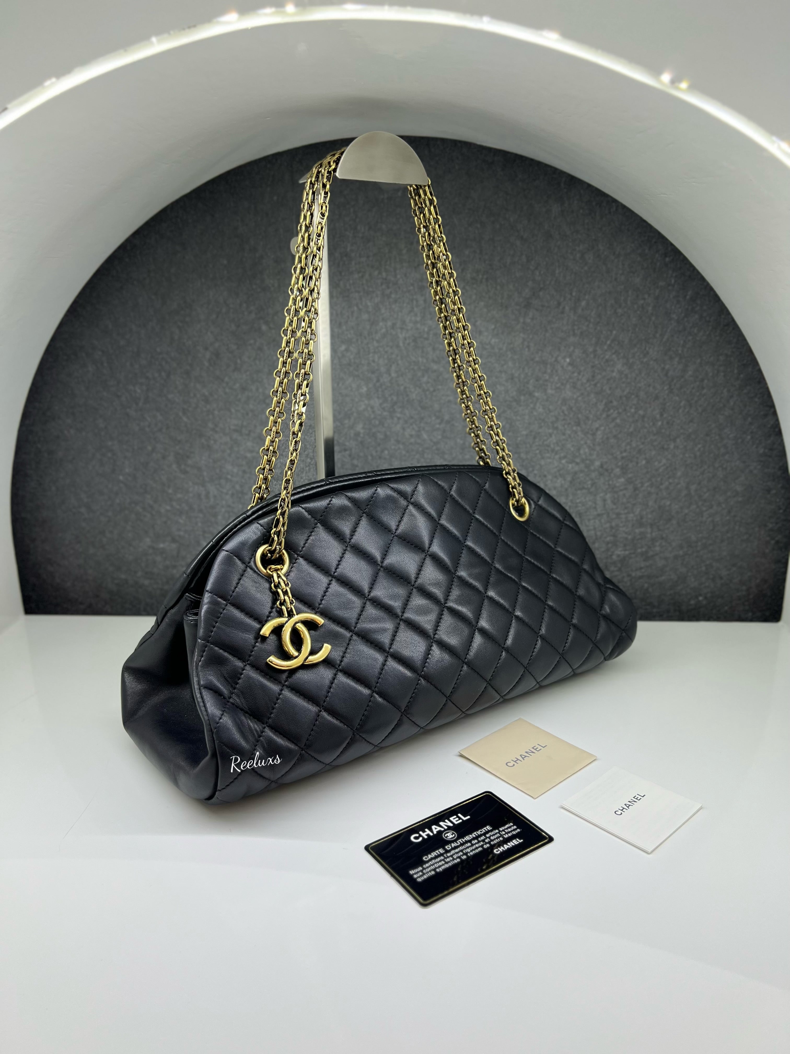 CHANEL  Mademoiselle Bowling Leather Black Shoulder Bag ( GHW )