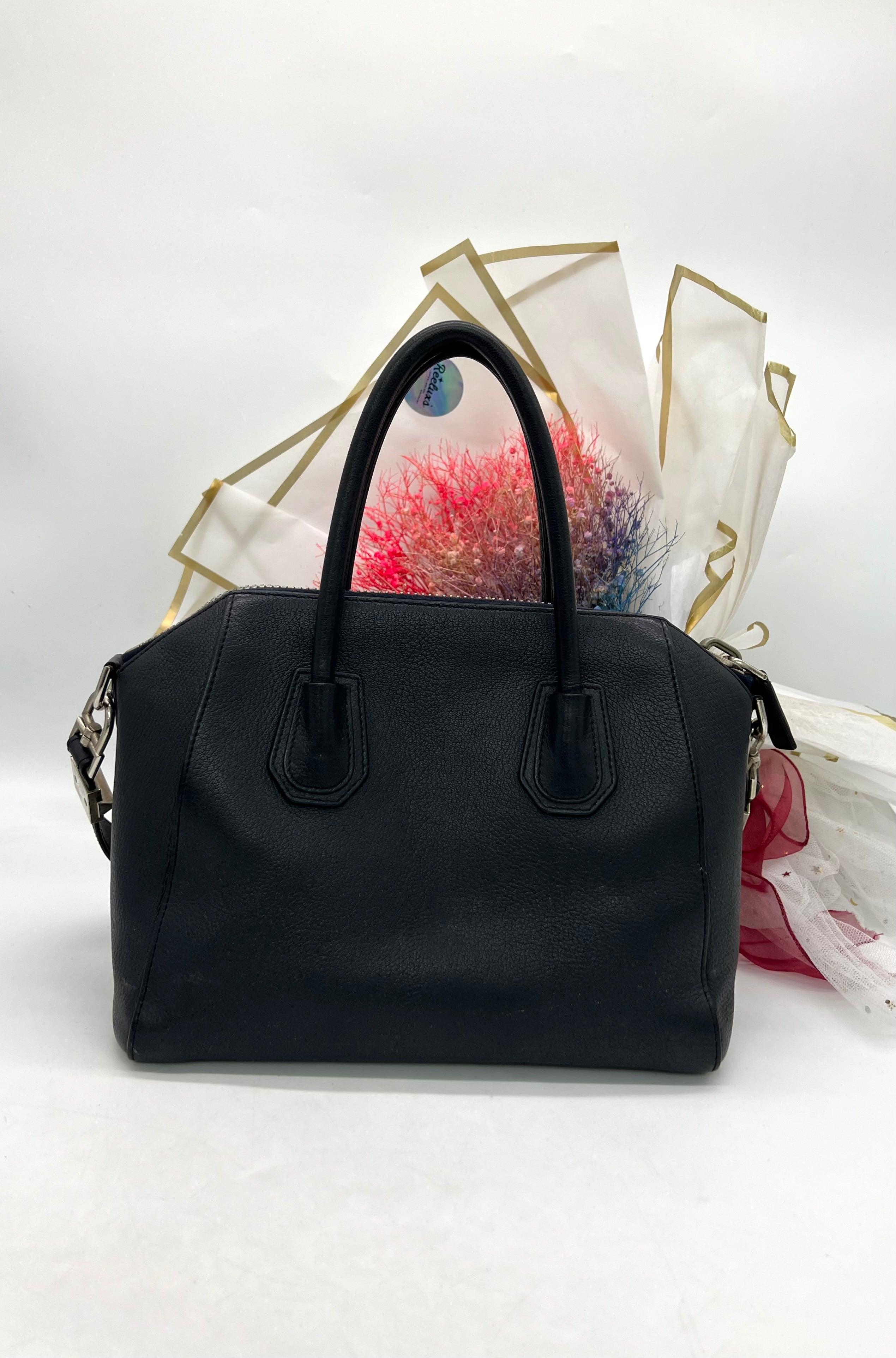 GIVENCHY Antigona Women's Black Shoulder Bag - Reeluxs