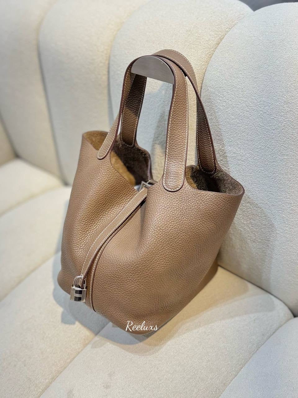 HERMES Picotin Lock 22 PHW Handbag