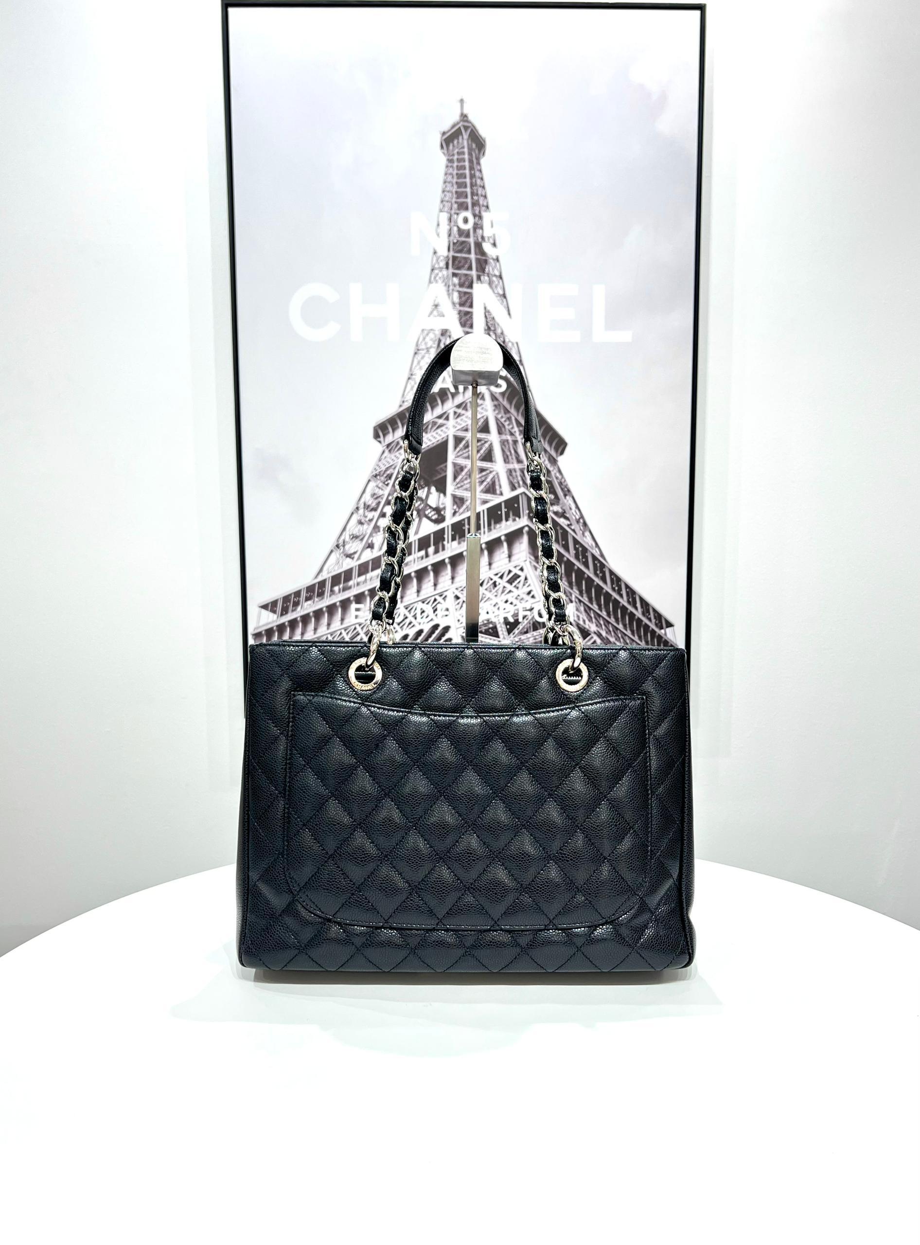 CHANEL Caviar Skin Matelasse Chain Shoulder Bag Black - Reeluxs