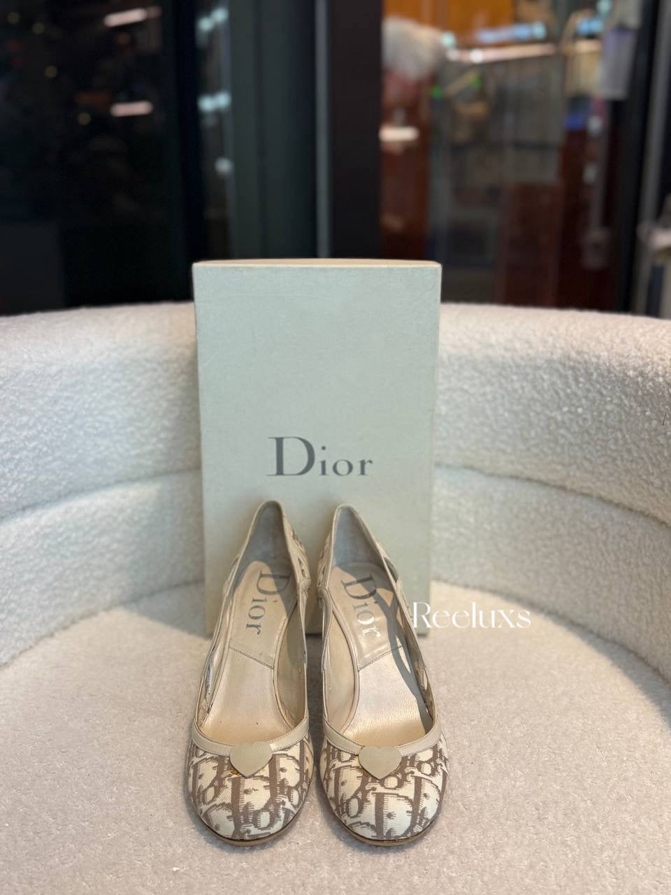 靴 Dior Monogram Heels 38 Christian Dior Monogram Leather Heels – Reeluxs