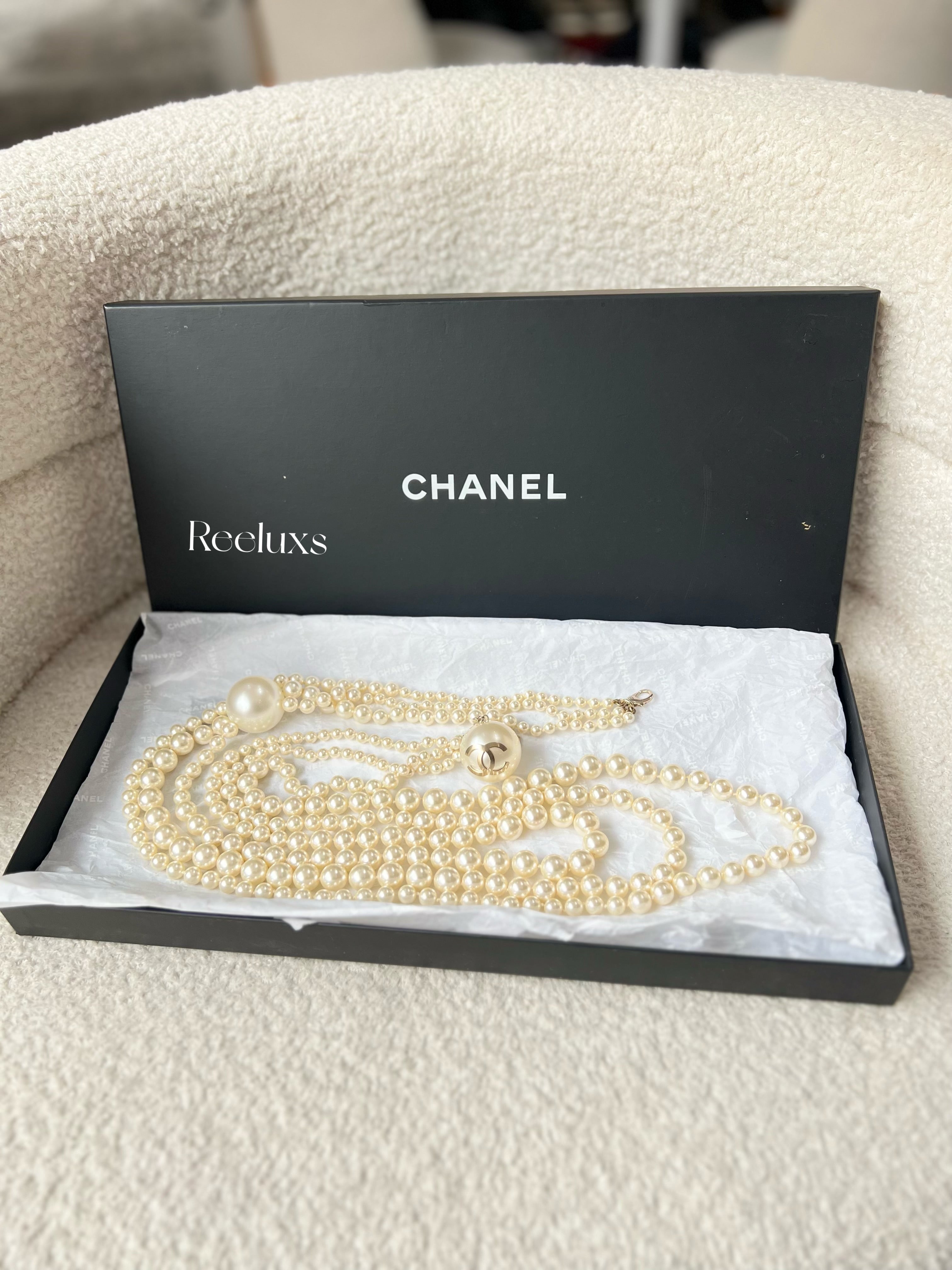 CHANEL Pearl Necklace
