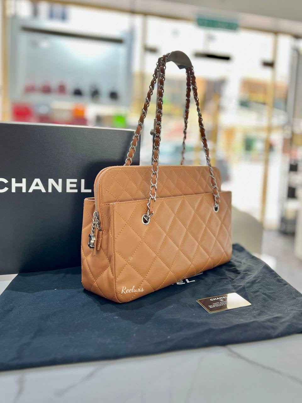 FULLSET CHANEL Brown Quilted Leather Vintage Tote Shoulder Bag