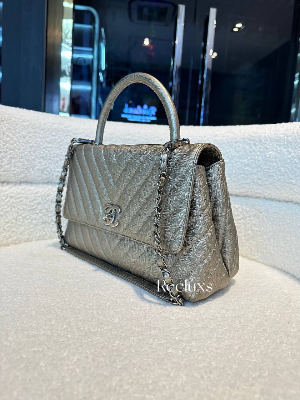 CHANEL Metallic Caviar Chevron Quilted Medium Coco Handle Flap Bag