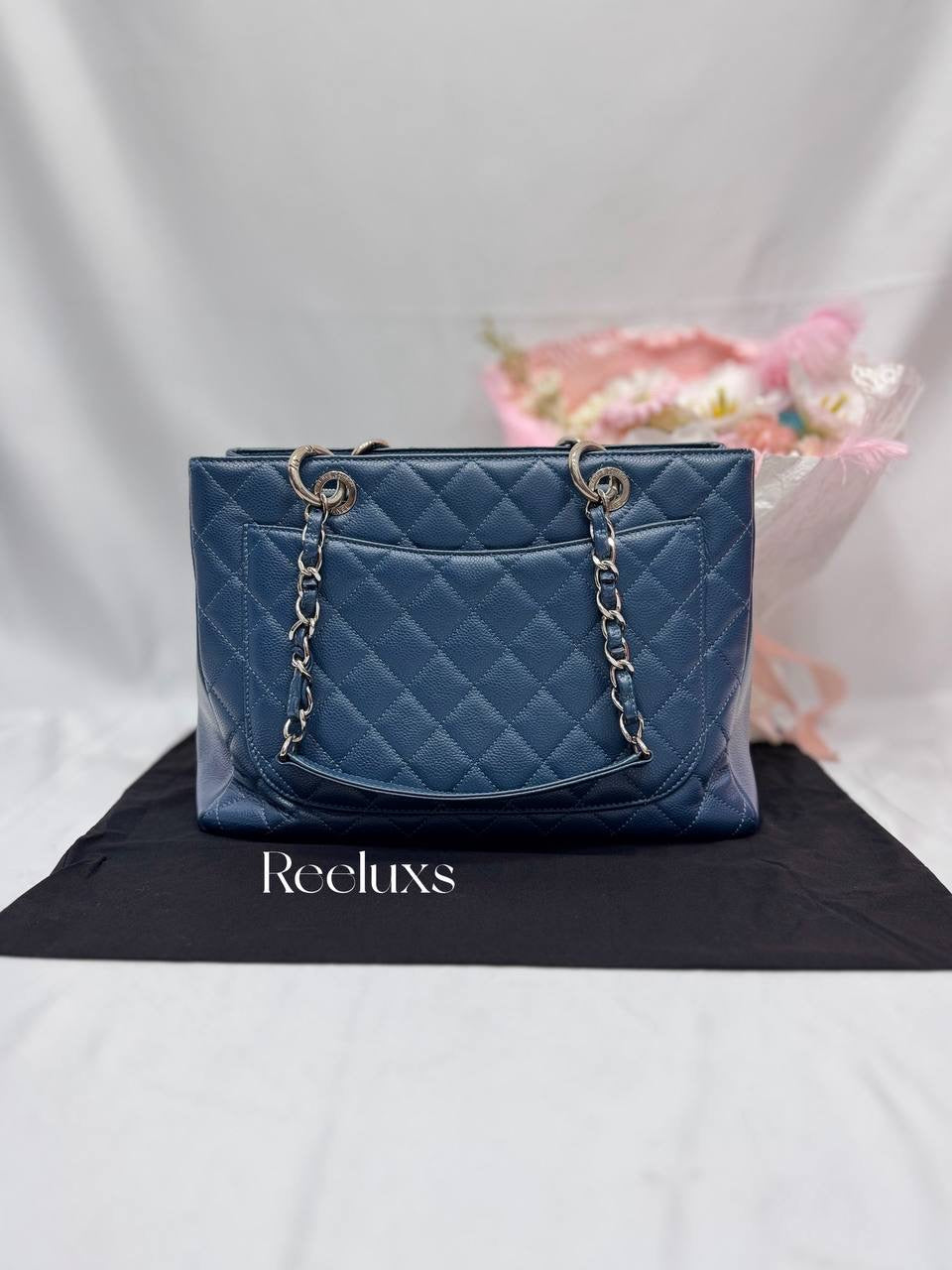 CHANEL Caviar Grand Shopping Tote Bag