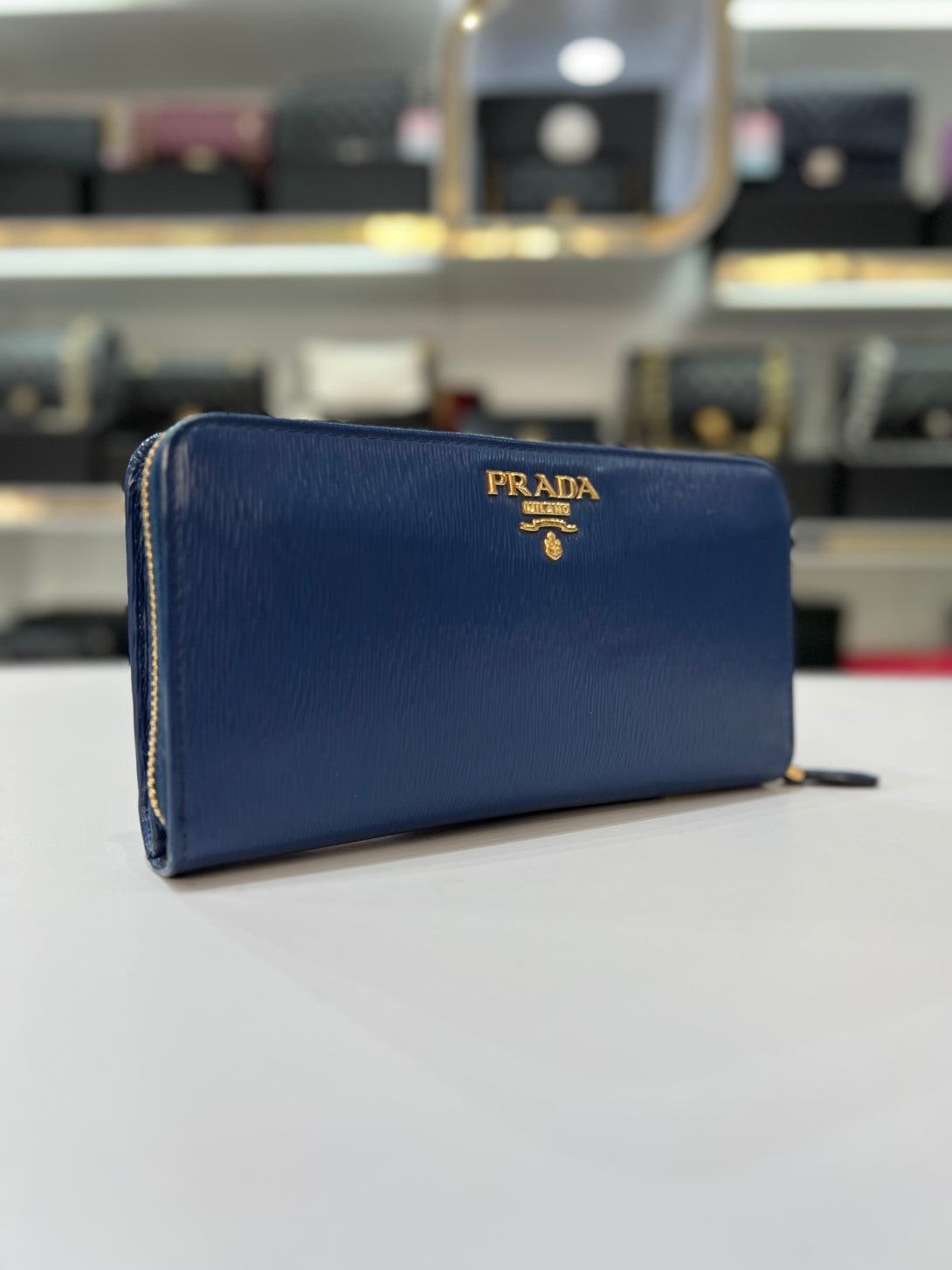 PRADA Vitello Long Wallet For Women - Reeluxs 