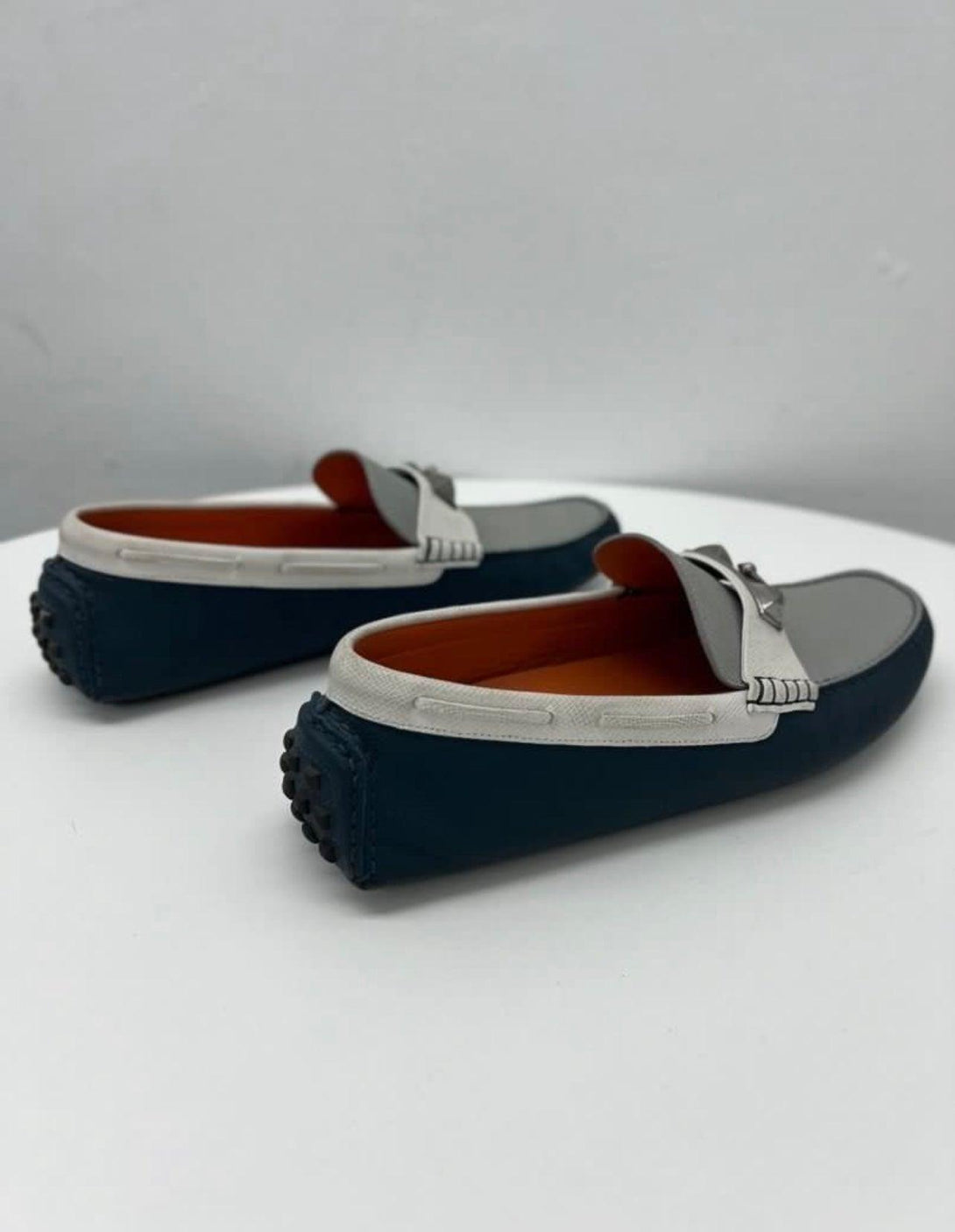 HERMES Epsom Mens Irving Driving Moccasin Loafers Bleu Glacier Blanc Colvert Size 43 - Reeluxs 