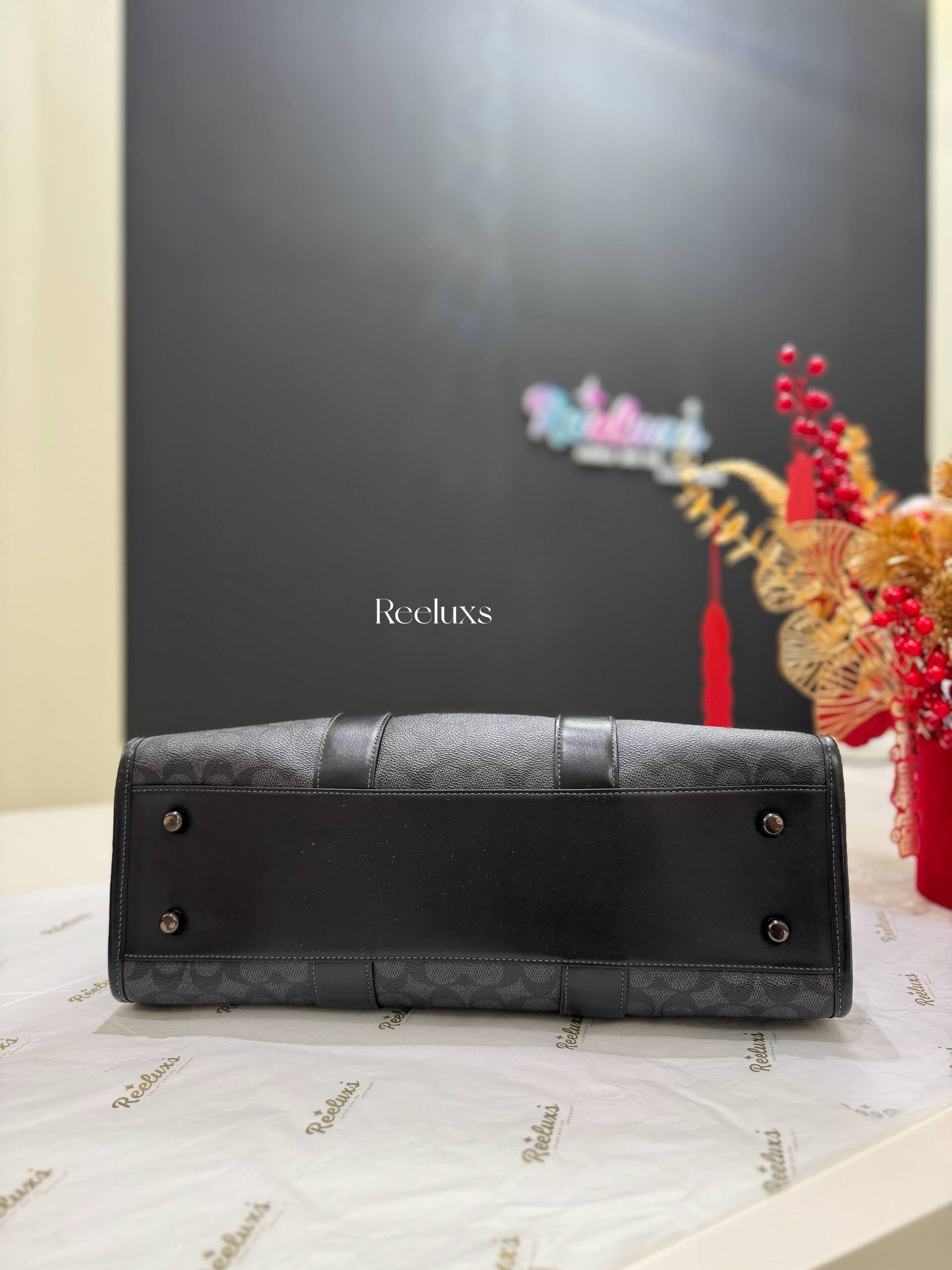 COACH Signature Canvas Wesley Tote Bag  /Black Color Men