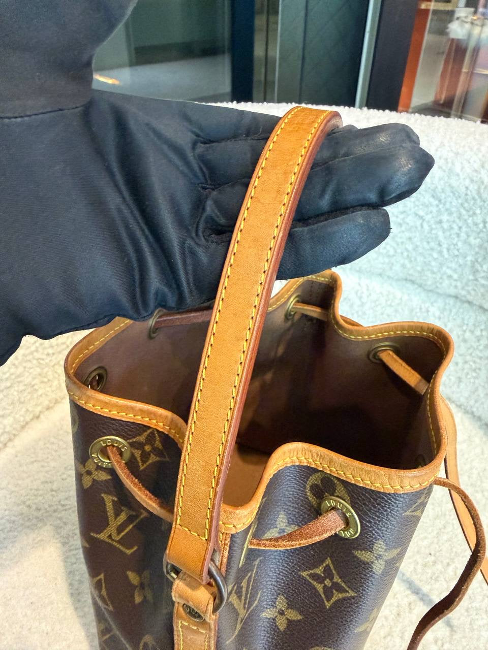 Louis Vuitton Neo Mini in Monogram