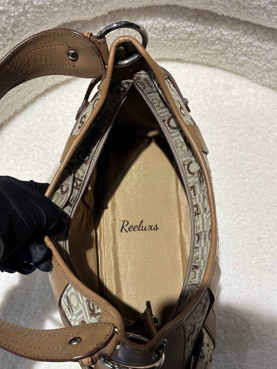 FERRAGAMO Logo - Print Canvas Shoulder Bag