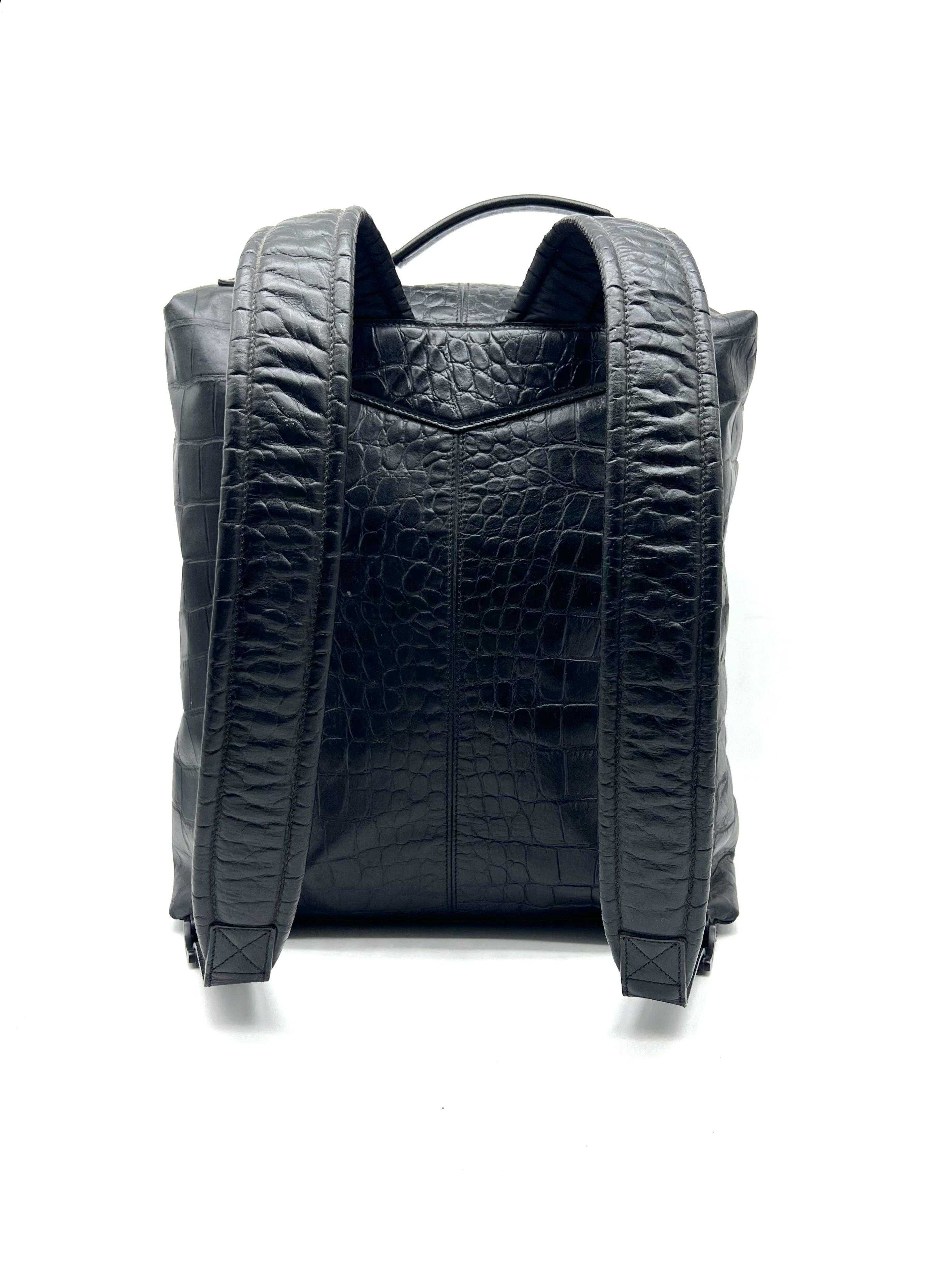 EMPORIO ARMANI BLACK LEATHER BACKPACK - Reeluxs 