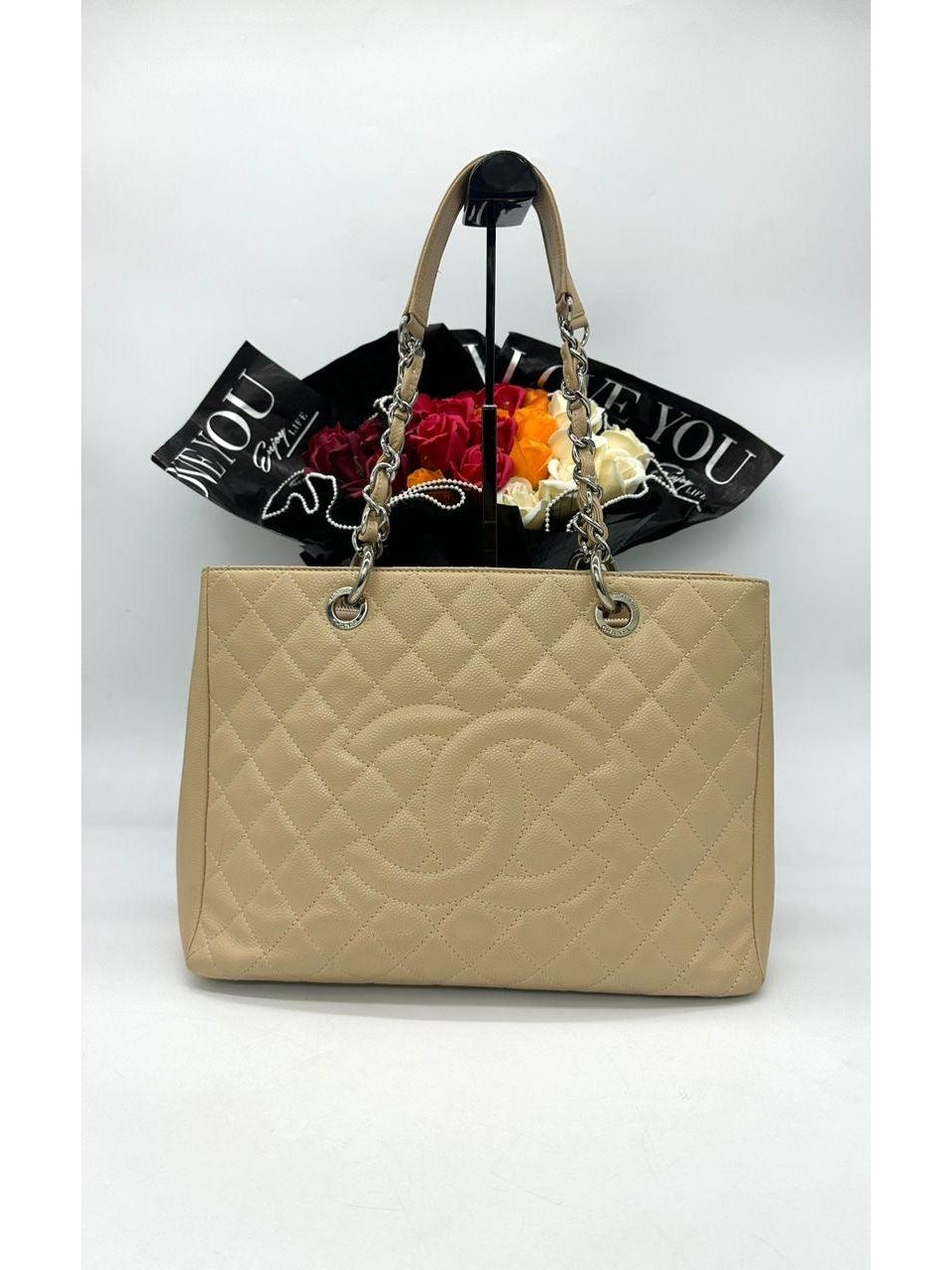 CHANEL GST Beige Caviar Leather Shoulder Bag For Women - Reeluxs 