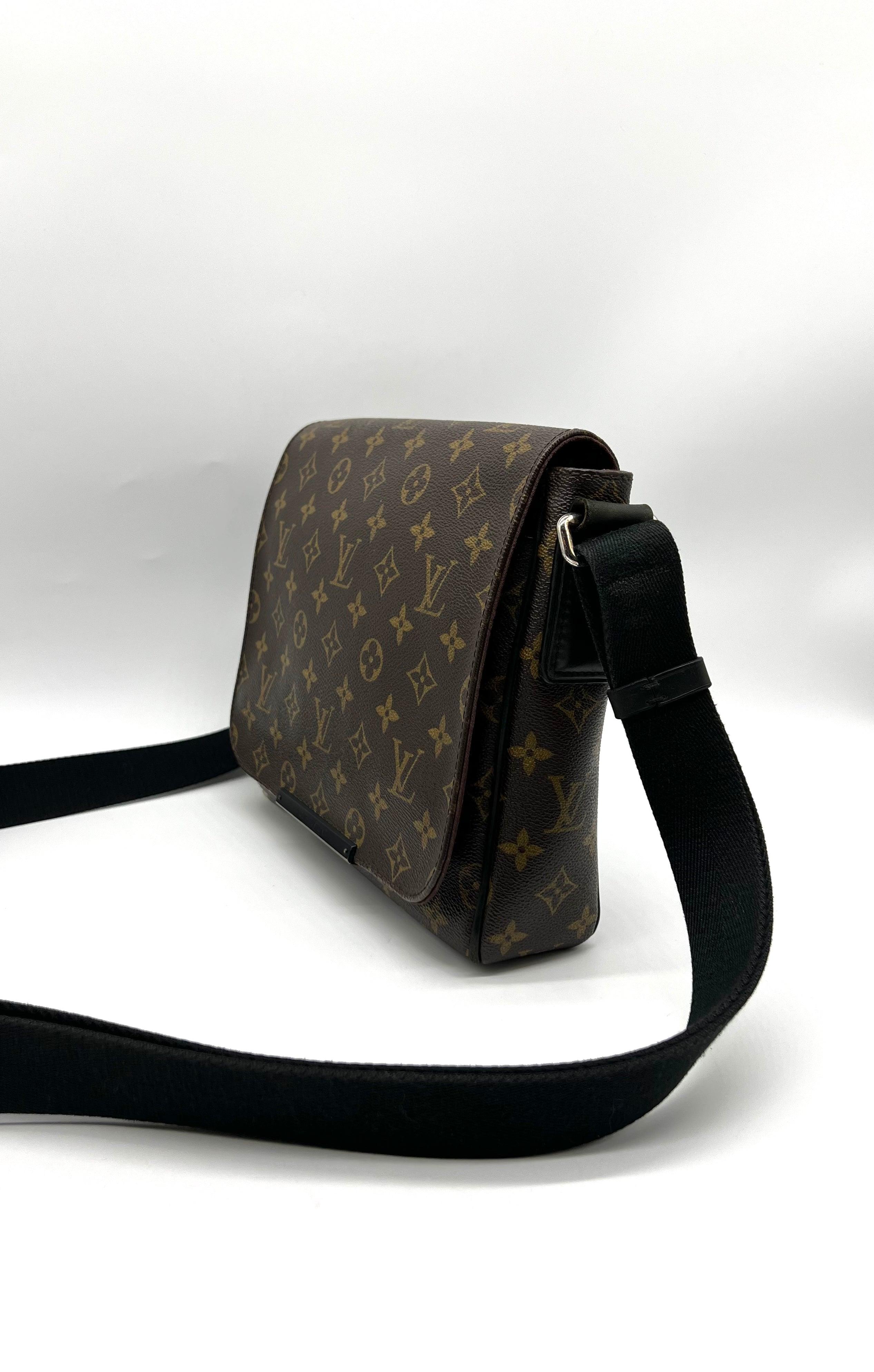 LOUIS VUITTON Monogram District PM Brown Messenger Bags - Reeluxs 