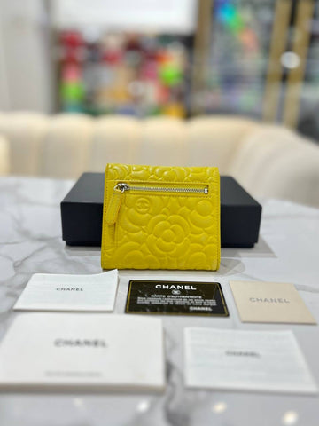 FULL SET CHANEL Yellow Leather Compact Camellia Wallet