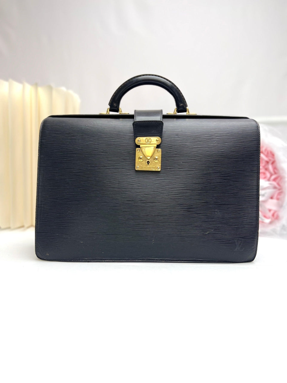 Louis Vuitton Serviette Briefcase Black - Reeluxs 