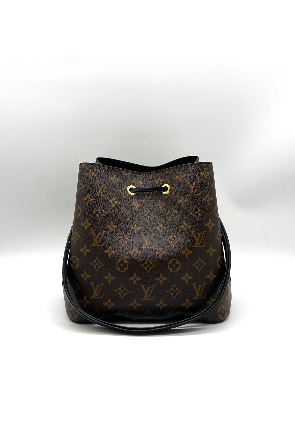 LOUIS VUITTON
Neo Noe Shoulder Bag - Reeluxs 