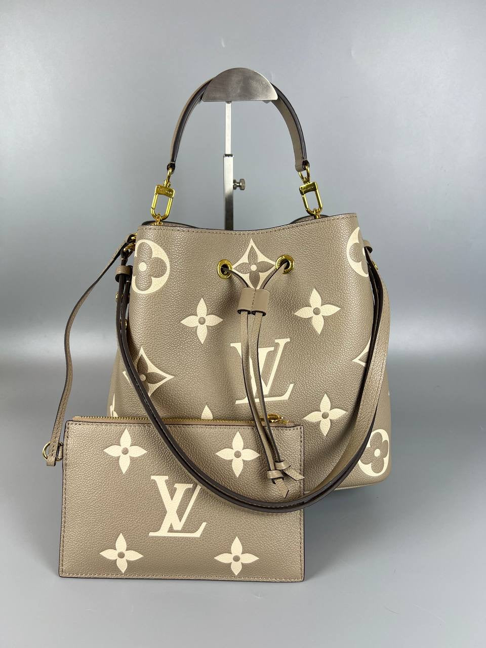 2022 MICROCHIP FULLSET LOUIS VUITTON LV Neonoe MM In Tourturelle Creme Bicolor Monogram Shoulder Bag