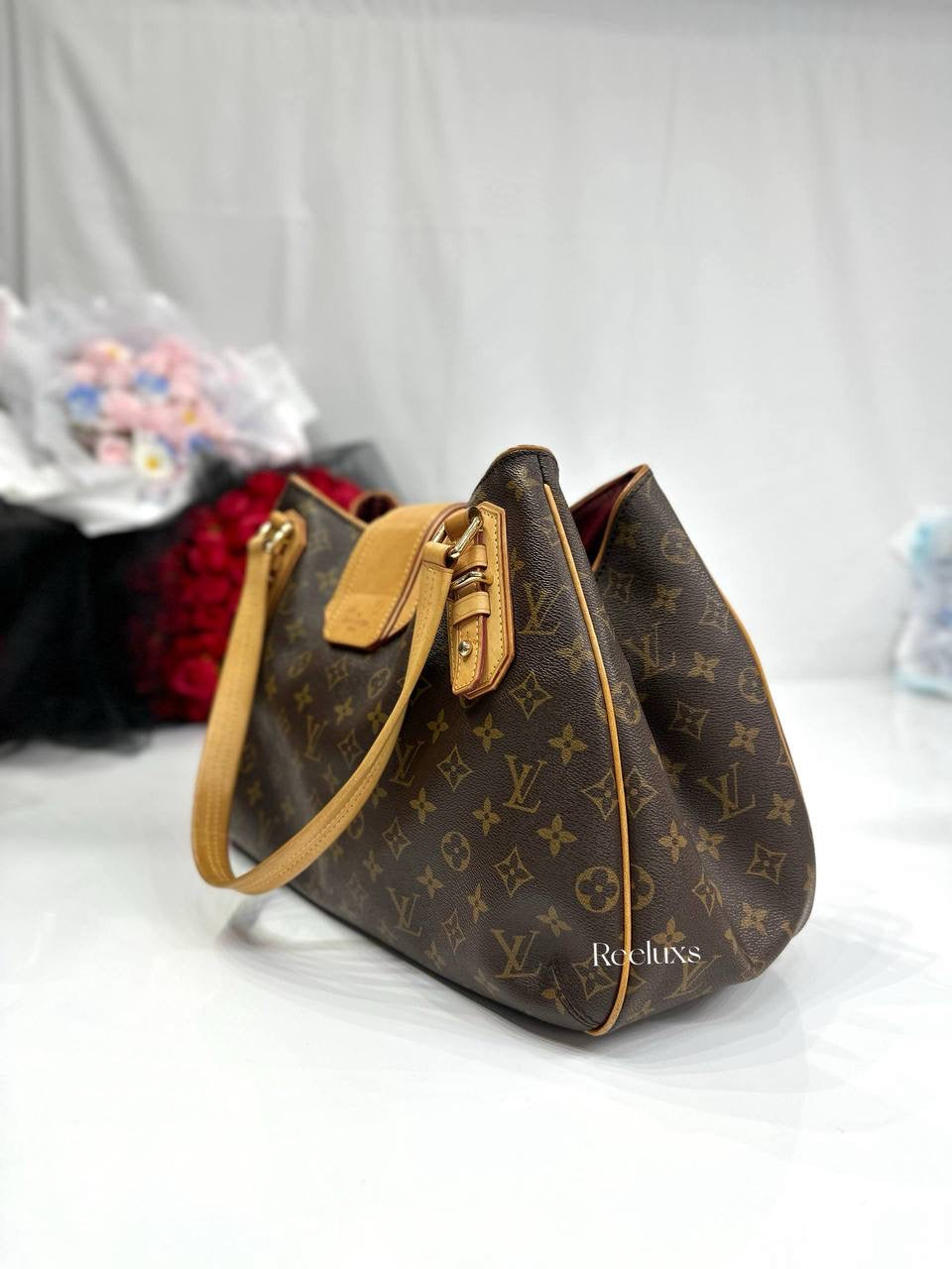 LOUIS VUITTON LV Griet Handbag Monogram Canvas