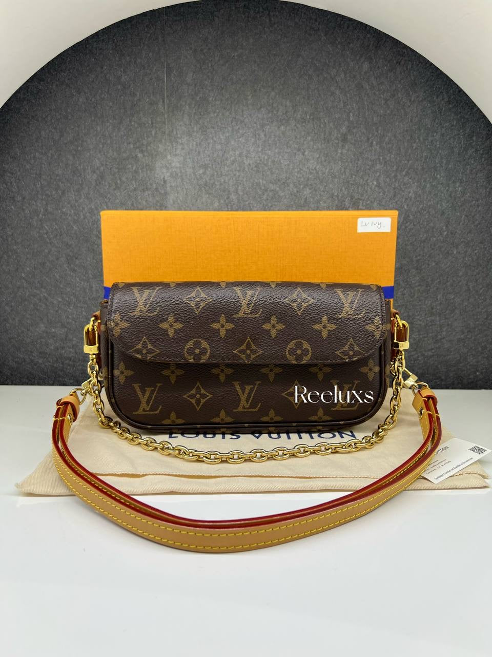 LOUIS VUITTON LV Wallet On Chain Ivy Monogram Canvas Shoulder Bag
