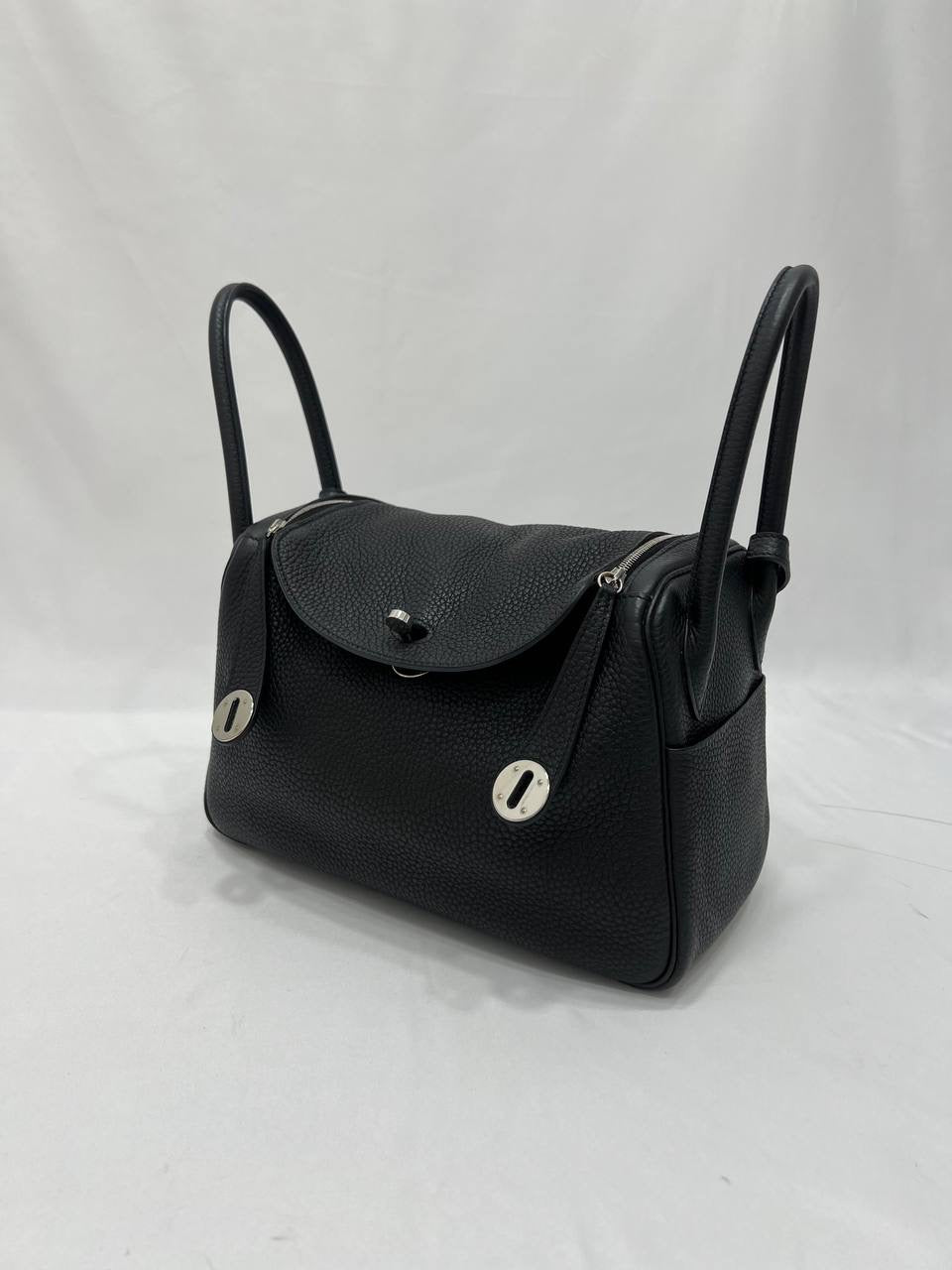 FULL SET HERMES Lindy 26 Taurillon Clemence Noir With Palladium Hardware