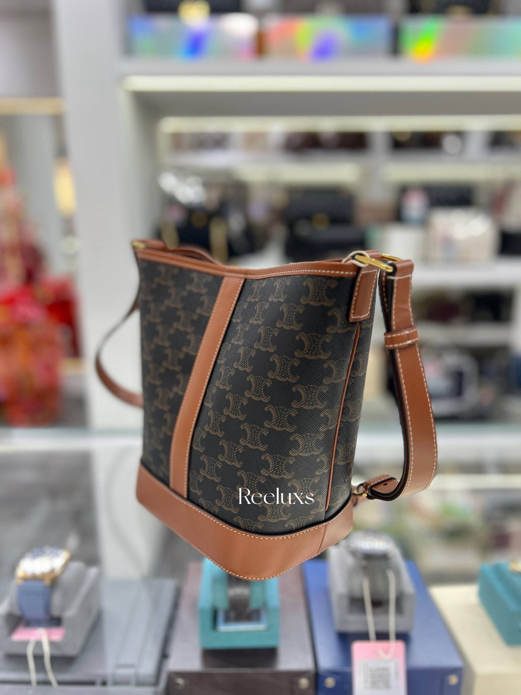 CELINE Triomphe Small Bucket Bag