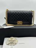 CHANEL BOY MEDIUM CAVIAR SKIN GHW (Full Complete Set) - Reeluxs 