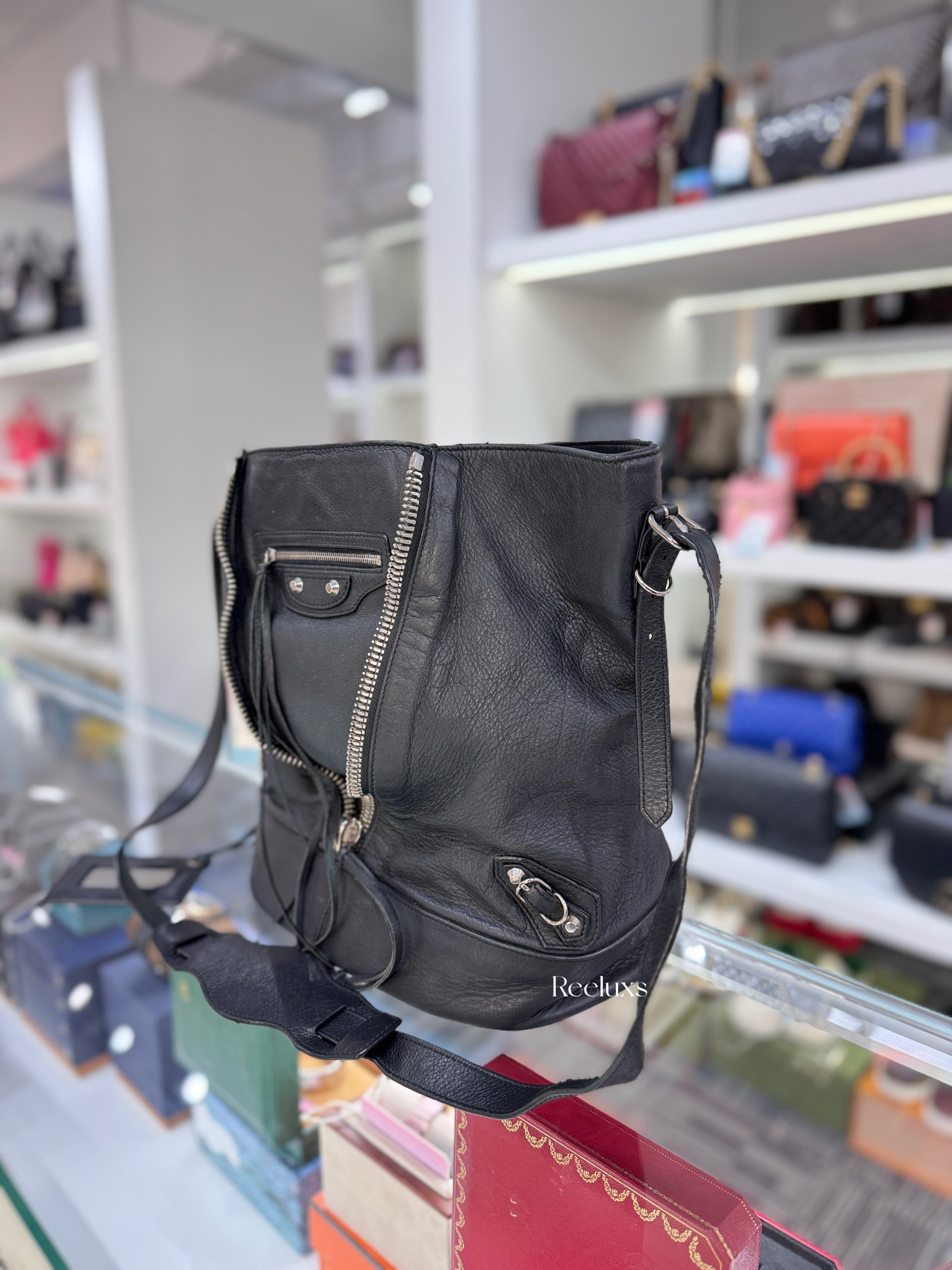 BALENCIAGA Papier Drop Bucket Bag Calfskin Leather