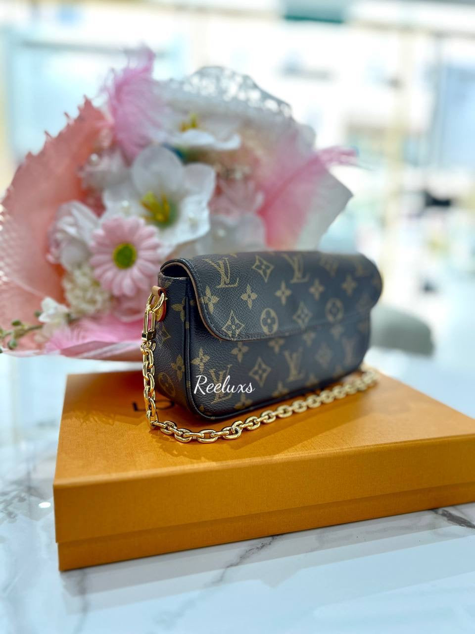 2023 FULL SET LOUIS VUITTON LV Lvy Monogram  Wallet On Chain ( WOC )