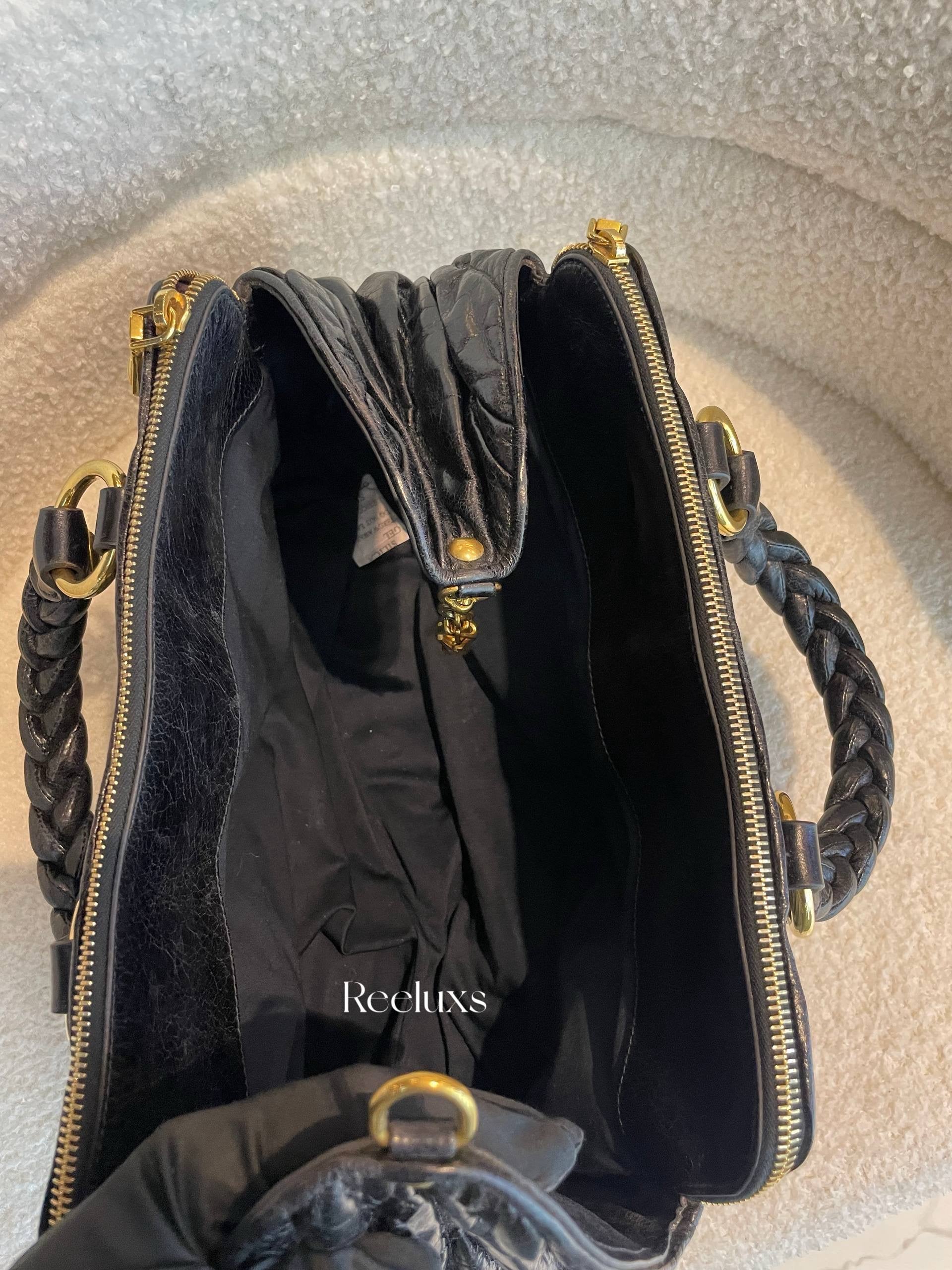 Miu Miu Matelasse Lux Neri Pleated Large Bag