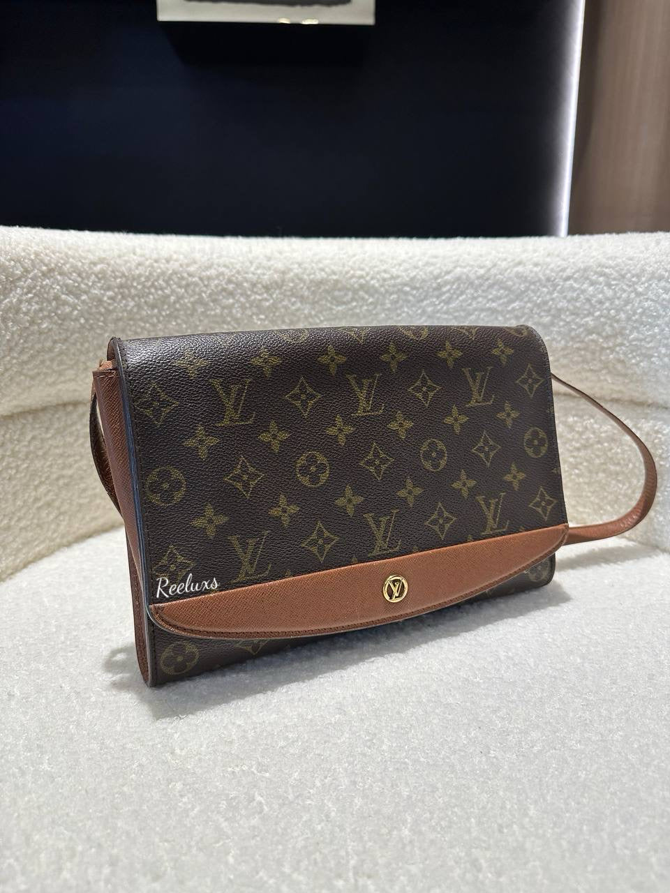 LOUIS VUITTON LV Monogram Canvas Vintage Pochette Bordeaux Bag