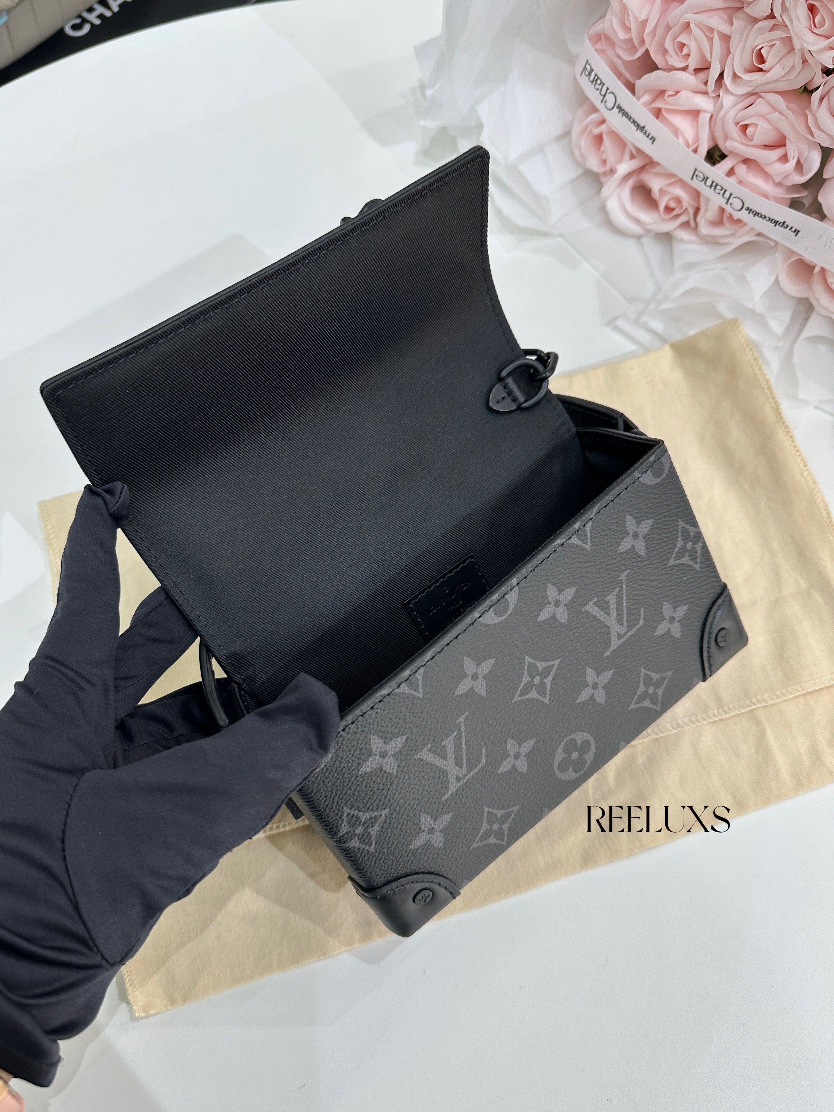 LOUIS VUITTON LV  Steamer Wearable Wallet