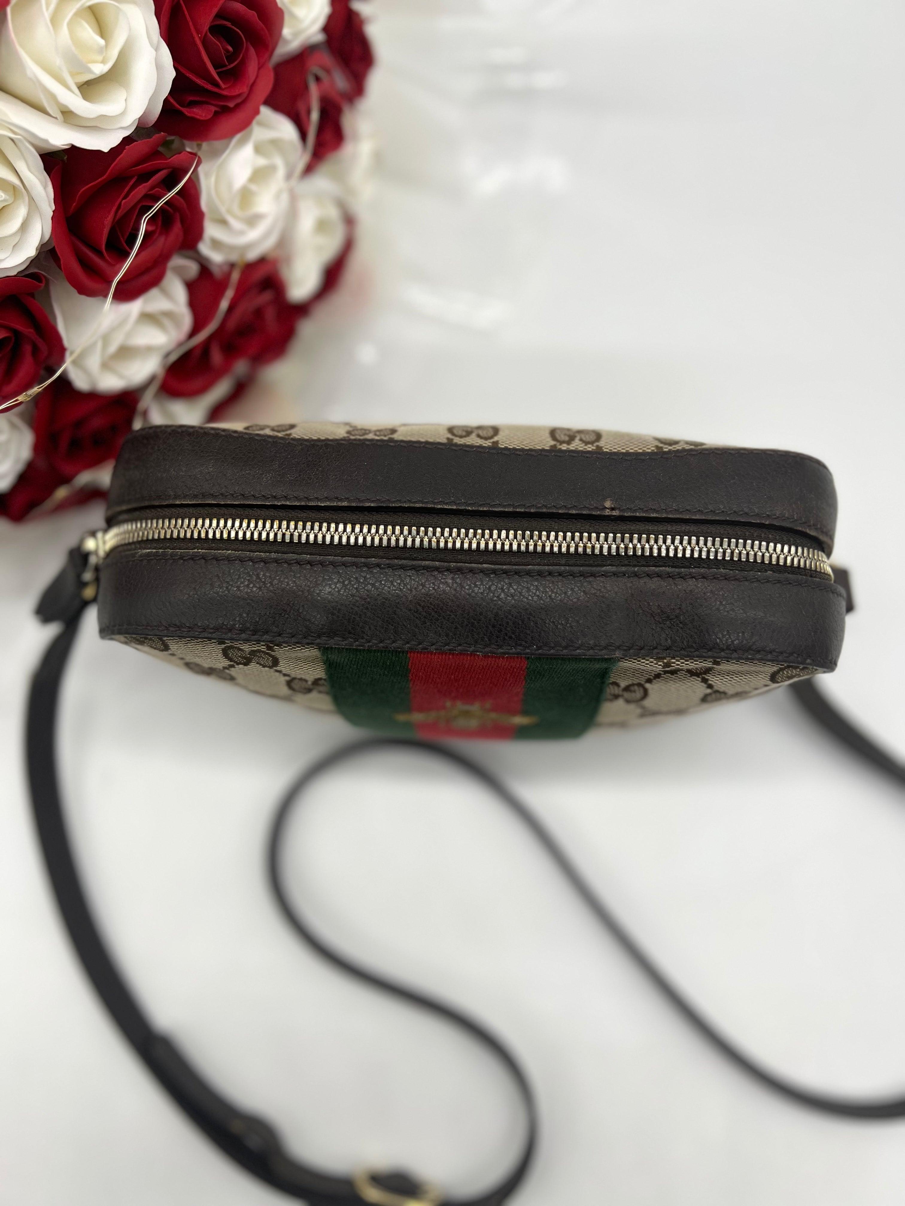 Pre -loved GUCCI Webby Bee canvas cross-body bag - Reeluxs 