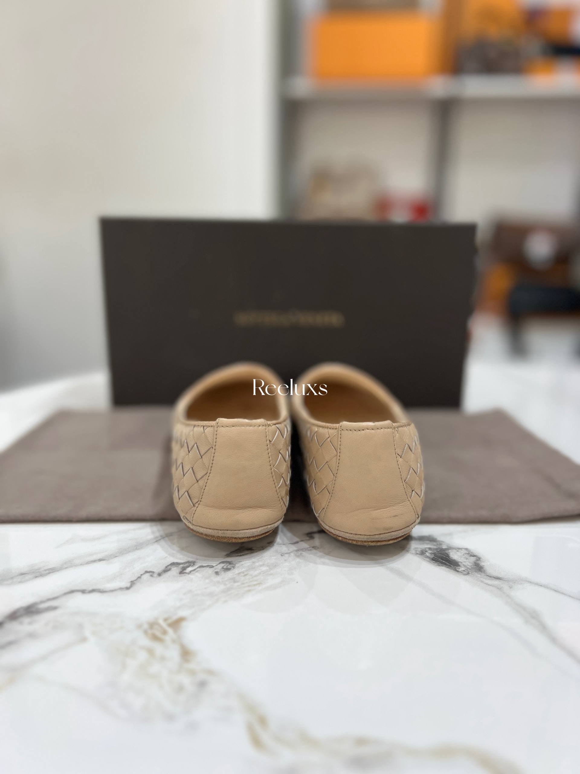 BOTTEGA Veneta Intrecciato Leather Ballet Flats or Slipper