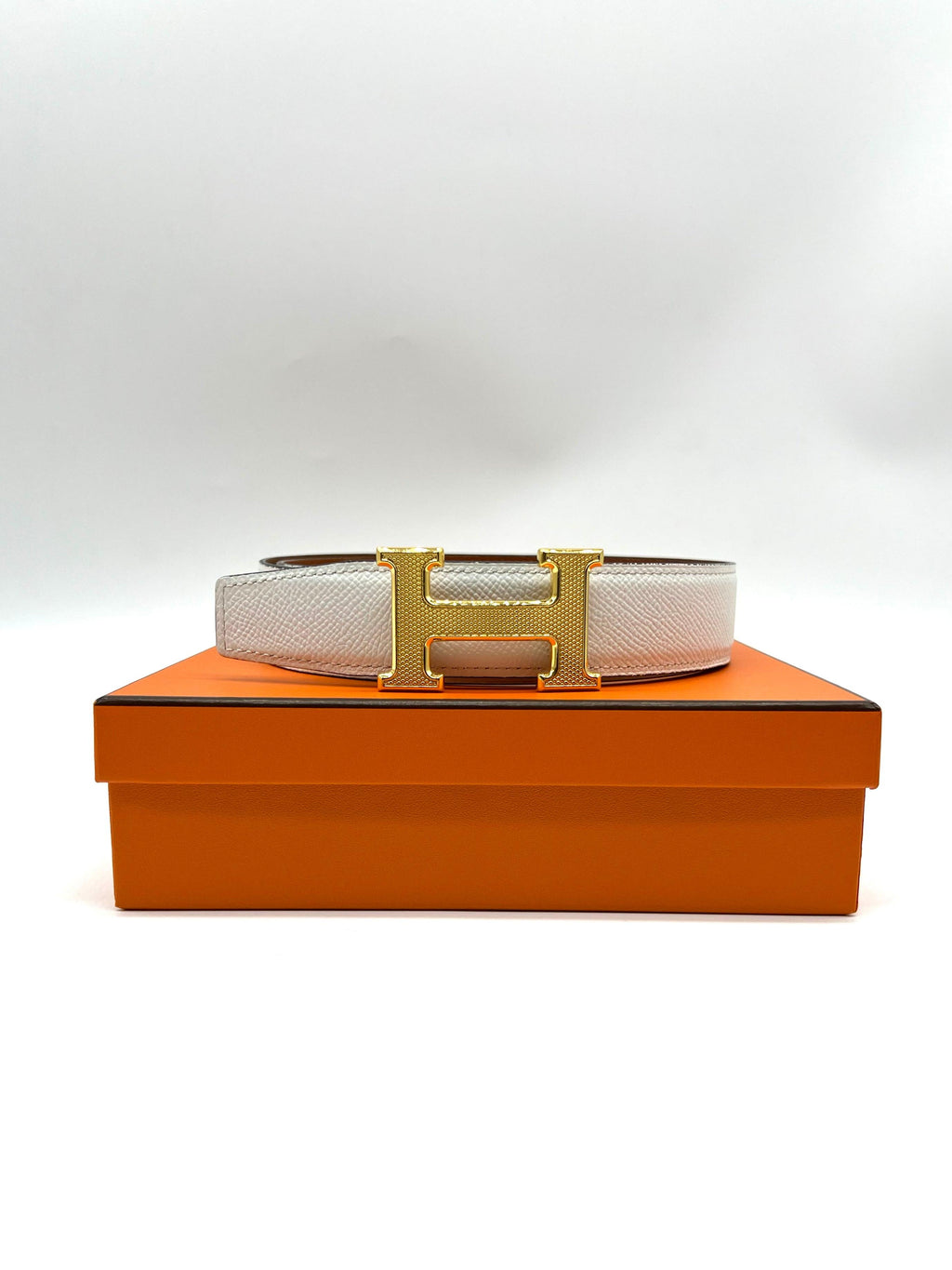 HERMES Swift Epsom 31mm Guilloche H Belt Gold White - Reeluxs 