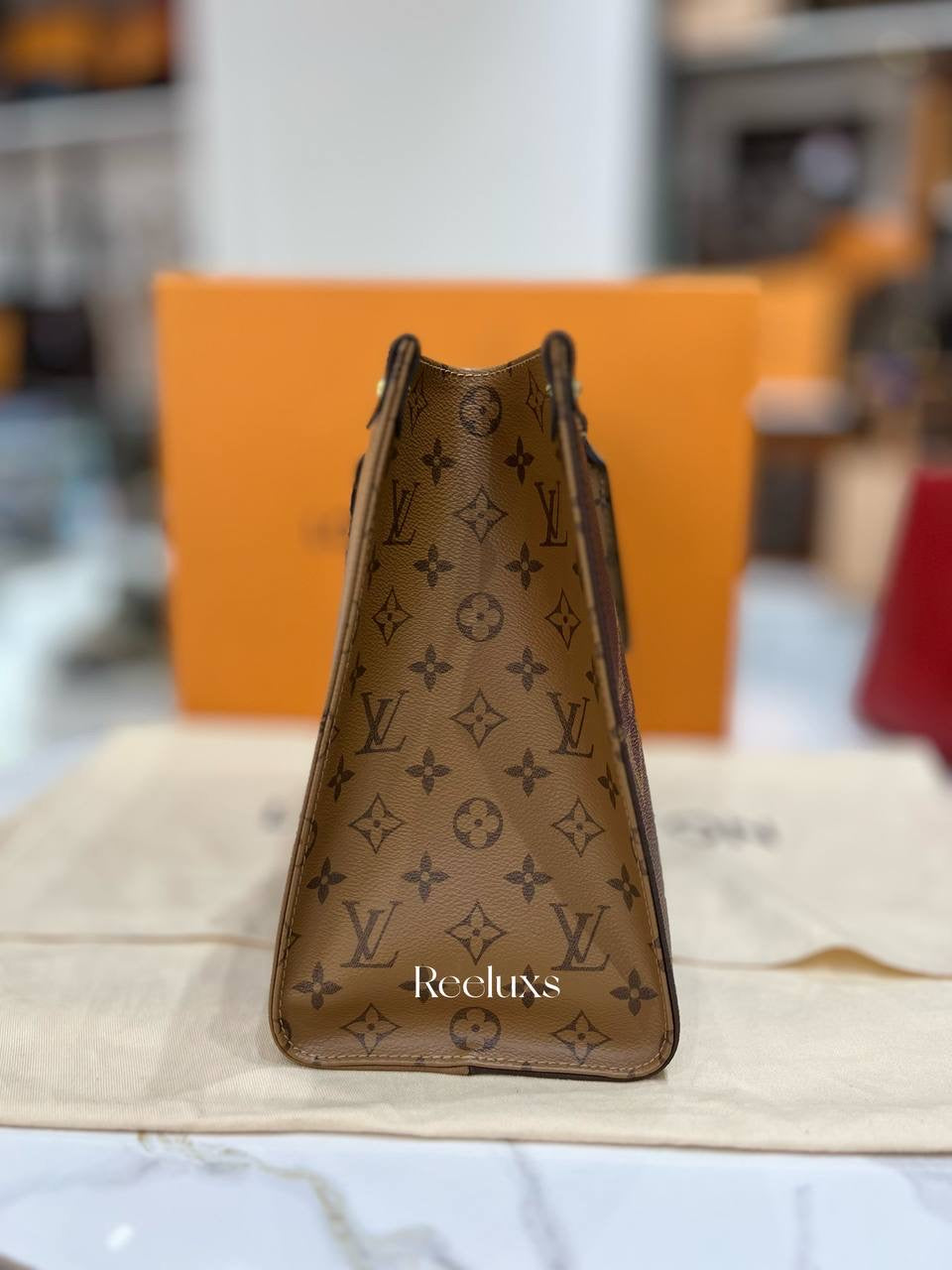 LOUIS VUITTON OnTheGo MM Tote Bag