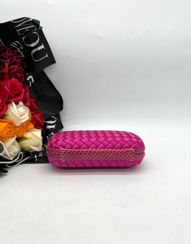 BOTTEGA VENETA Intrecciato Knot Clutch in Fuchsia Silk - Reeluxs 