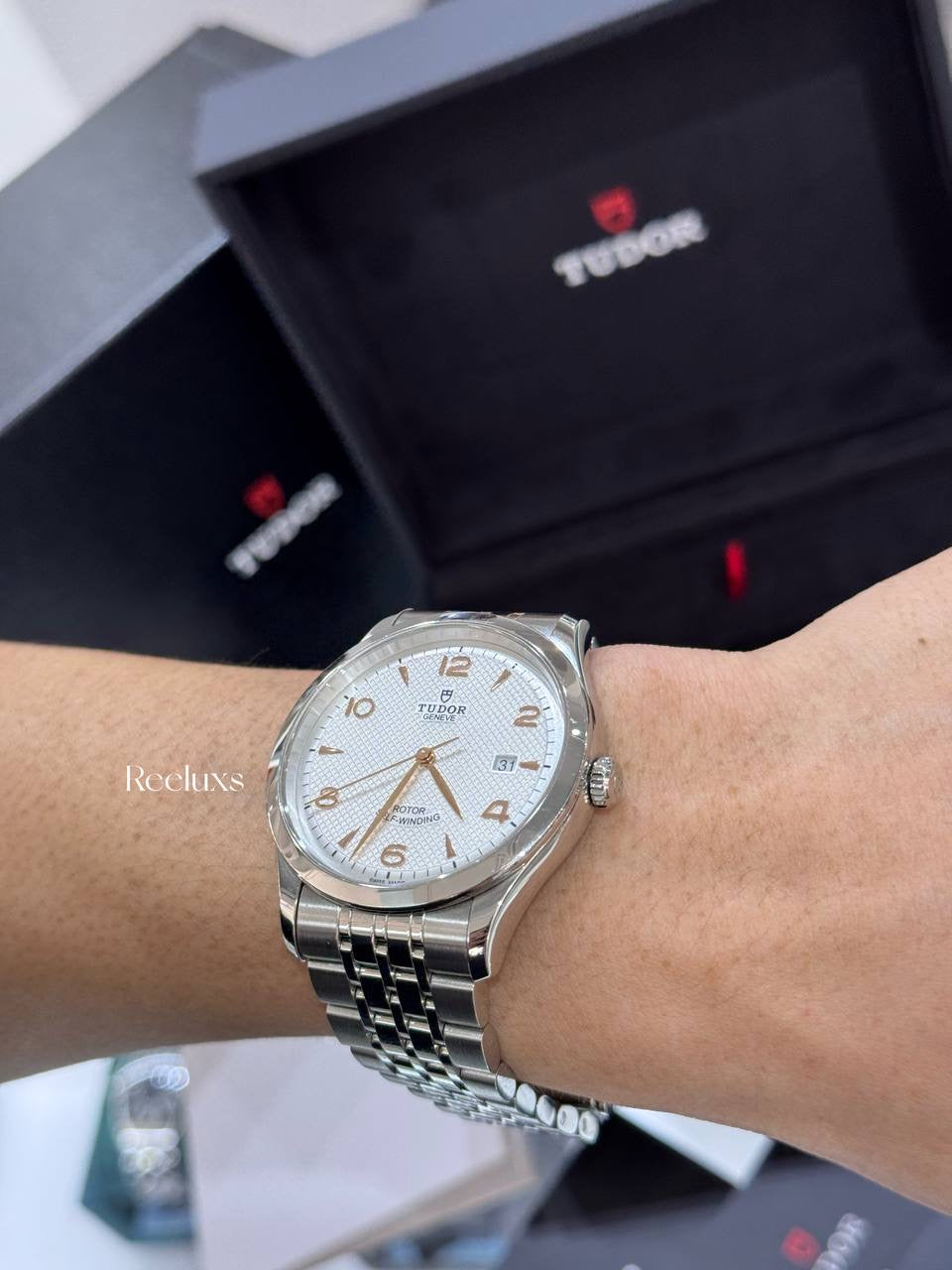 TUDOR 1962 41 mm Steel Watch With An Opaline/Silver Embossed Dial And A Steel Bracelet