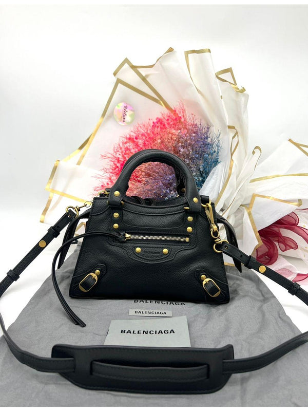 BALENCIAGA City Zip Shoulder Bags & Handbags for Women - Reeluxs 