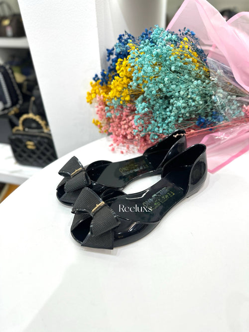 Salvatore Ferragamo Barbados jelly flat