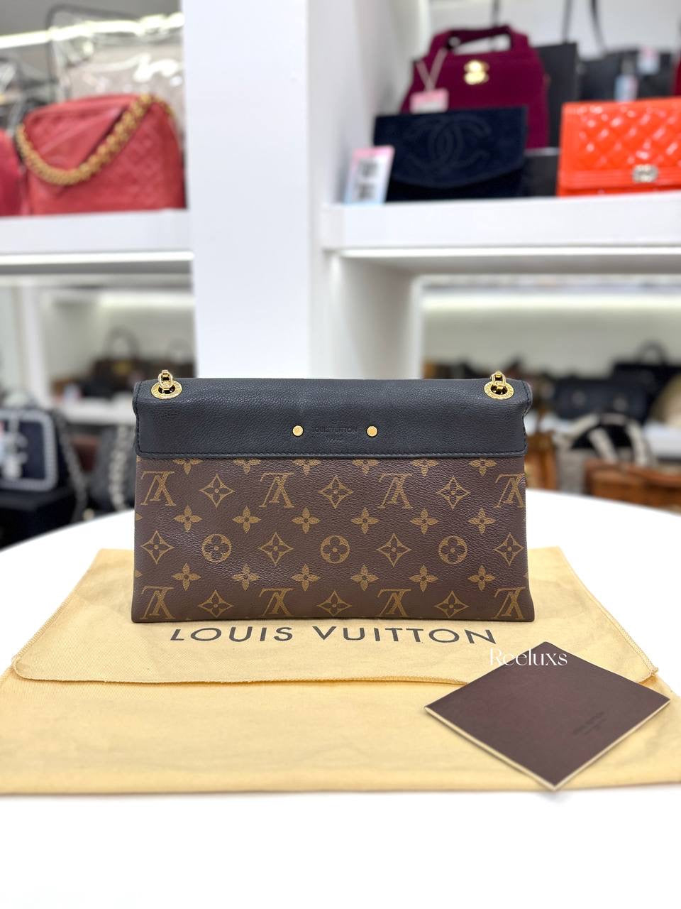 LOUIS VUITTON Monogram Canvas Pallas Chain Bag