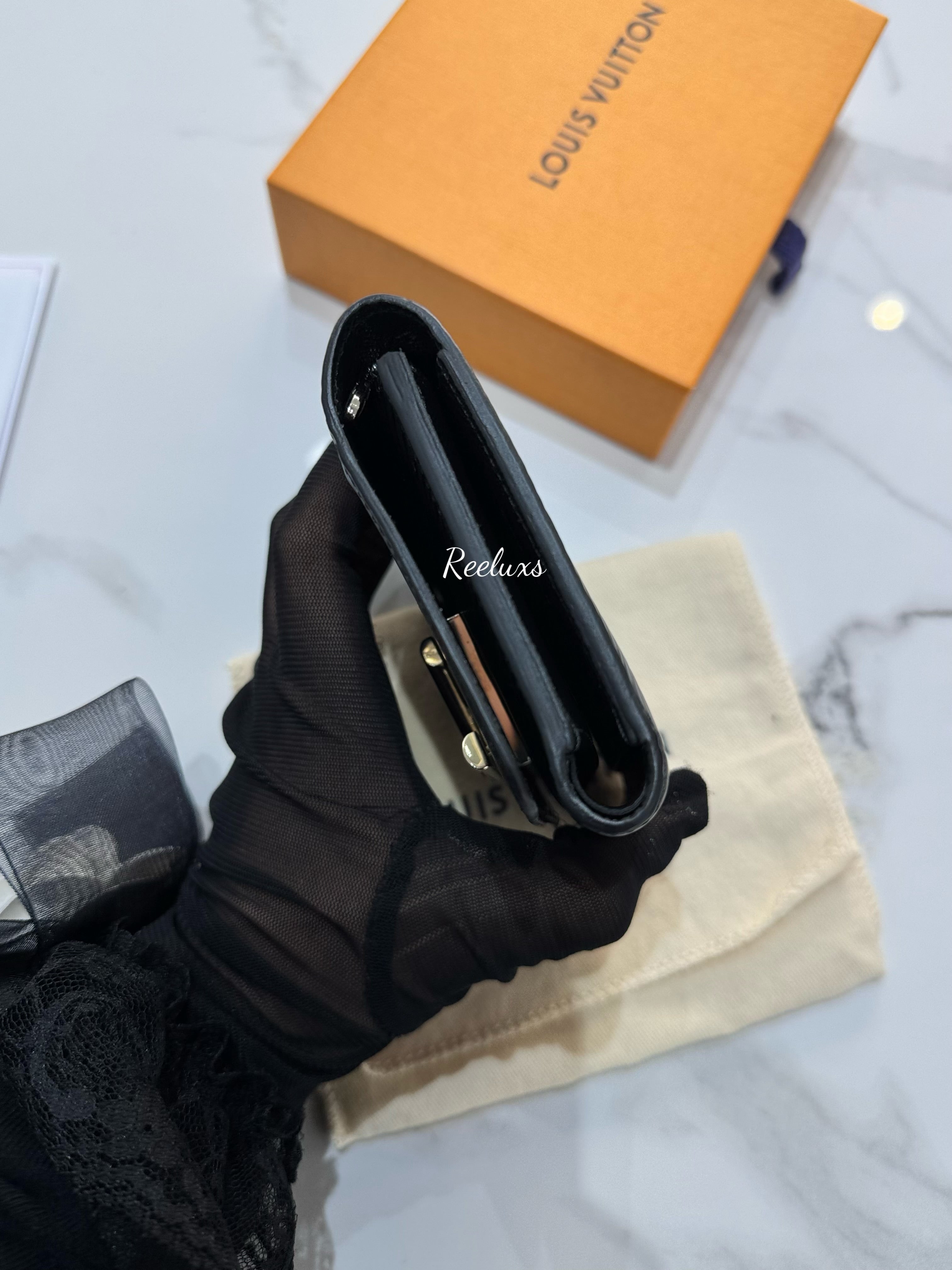 LOUIS VUITTON LV Twist Wallet