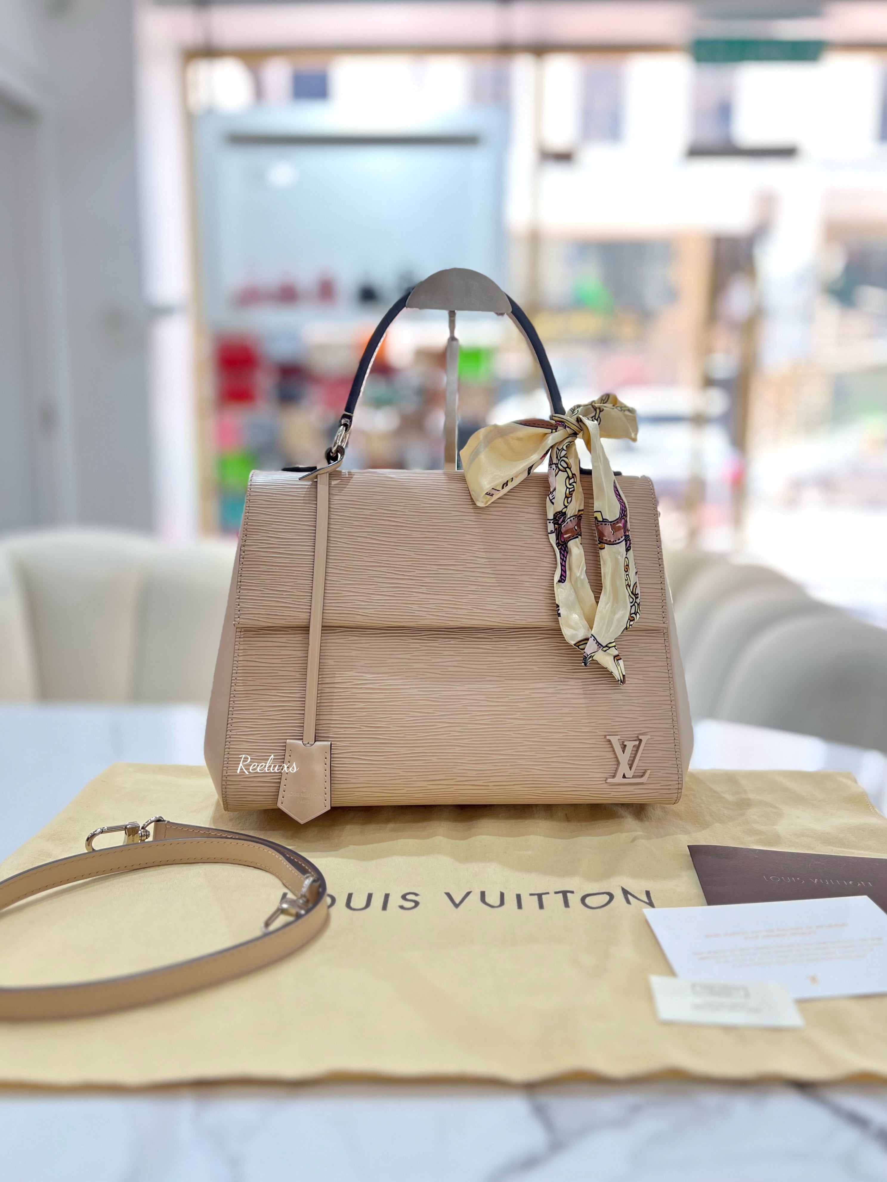 LOUIS VUITTON Dune Epi Leather Cluny MM Women's  Handle Bag